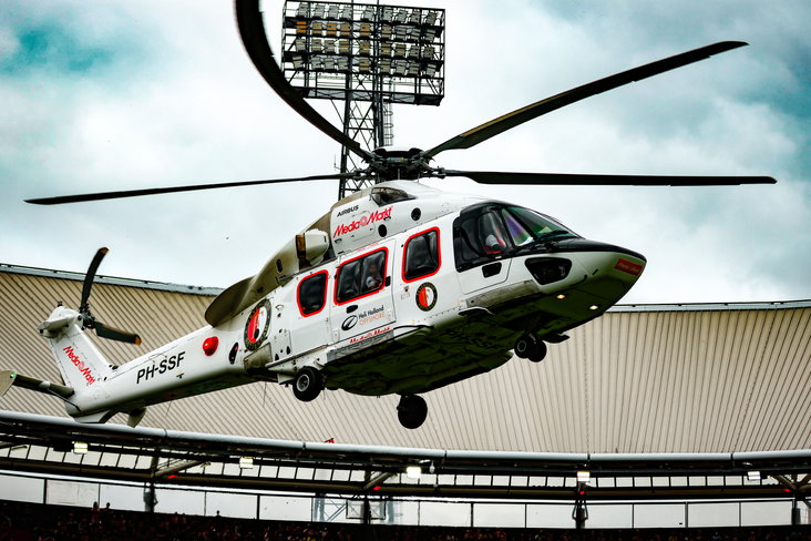 De helikopter landt in De Kuip tijdens Feyenoord Festival