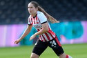 Emmeke Henschen in actie namens PSV