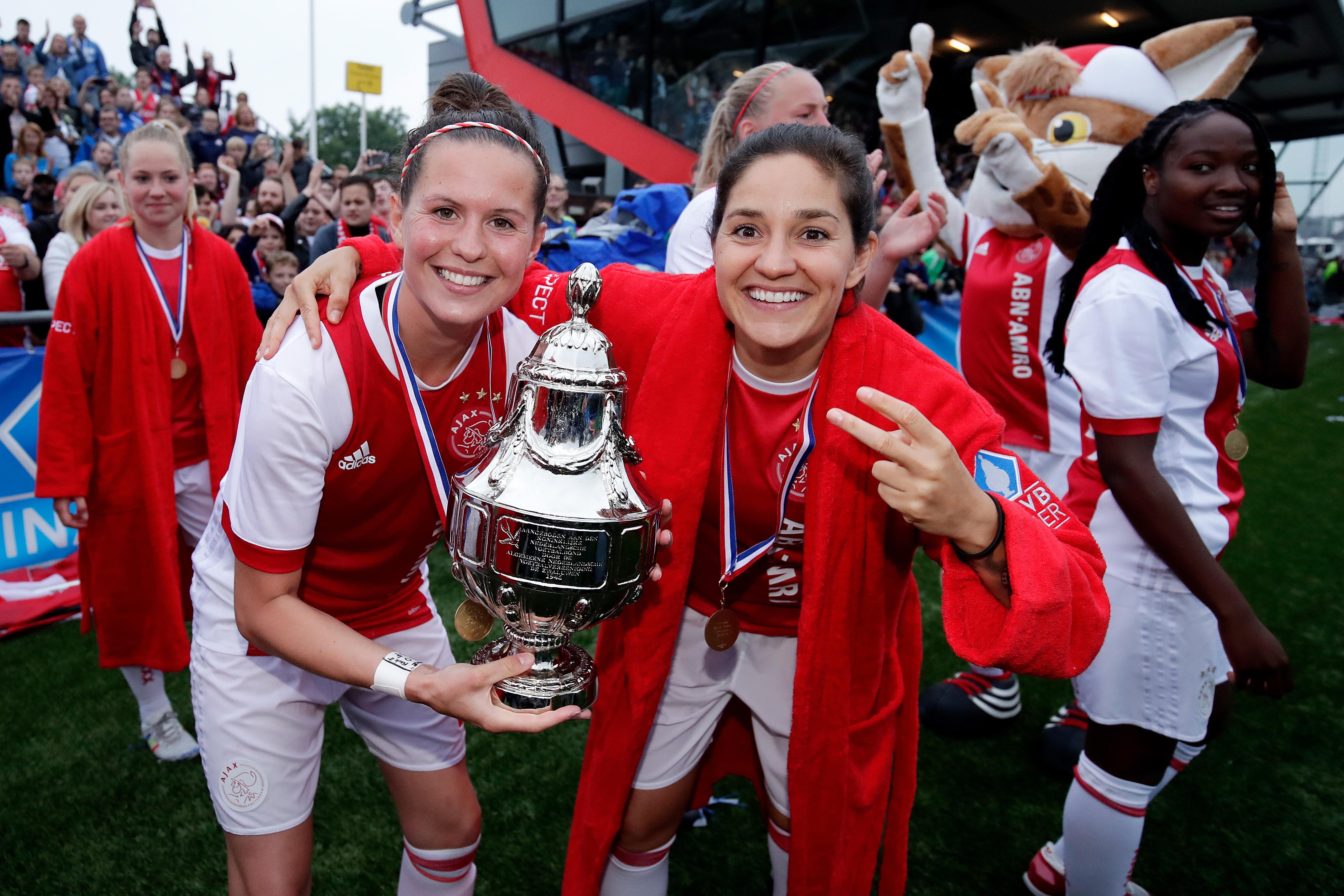 Merel van Dongen en Ana Romero in 2018