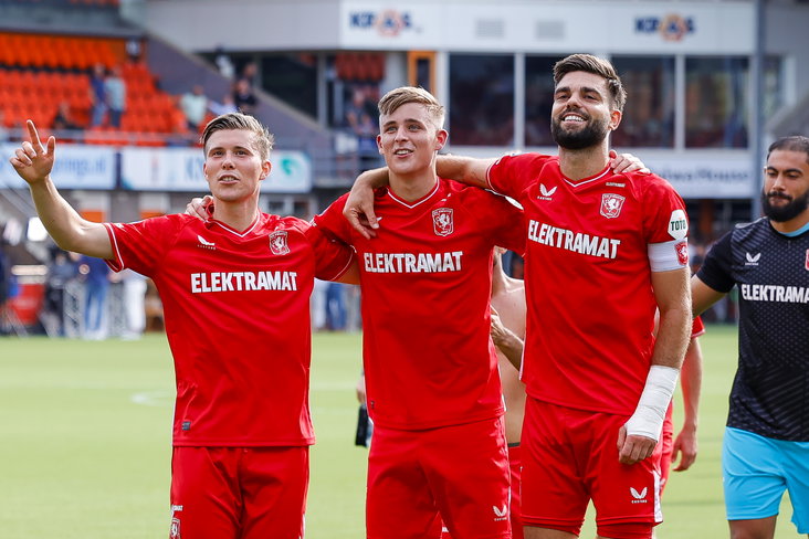 Alfons Sampsted, Max Bruns en Robin Pröpper
