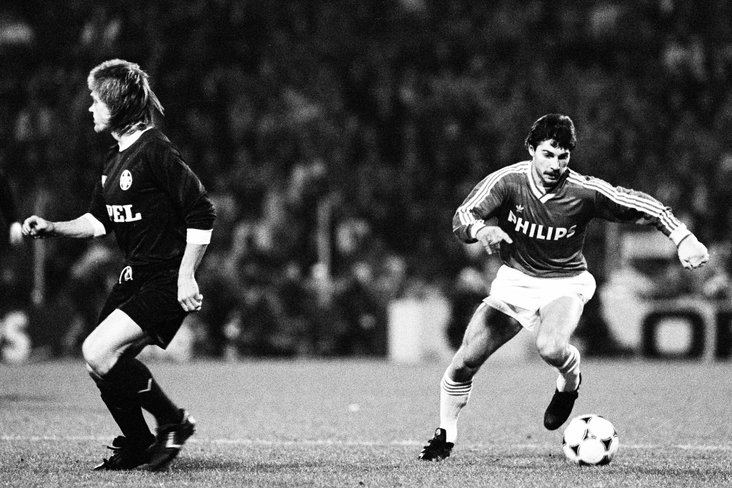 Jan Heintze aan de bal