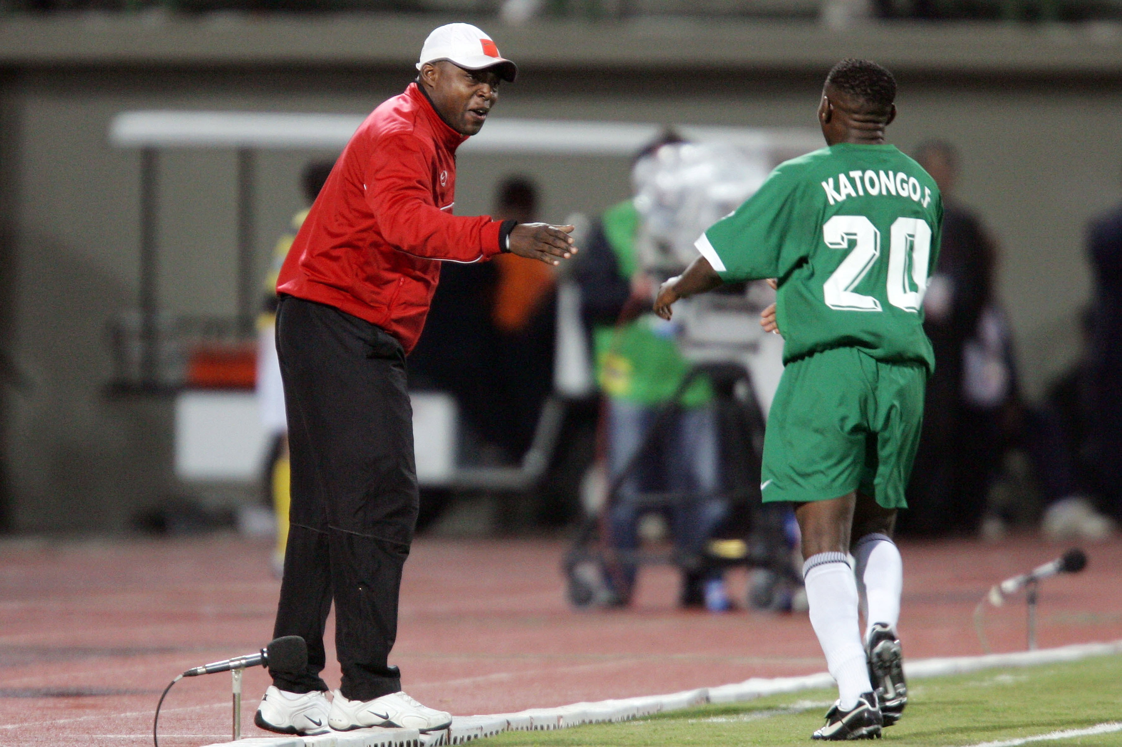 Kalusha als bondscoach van Zambia