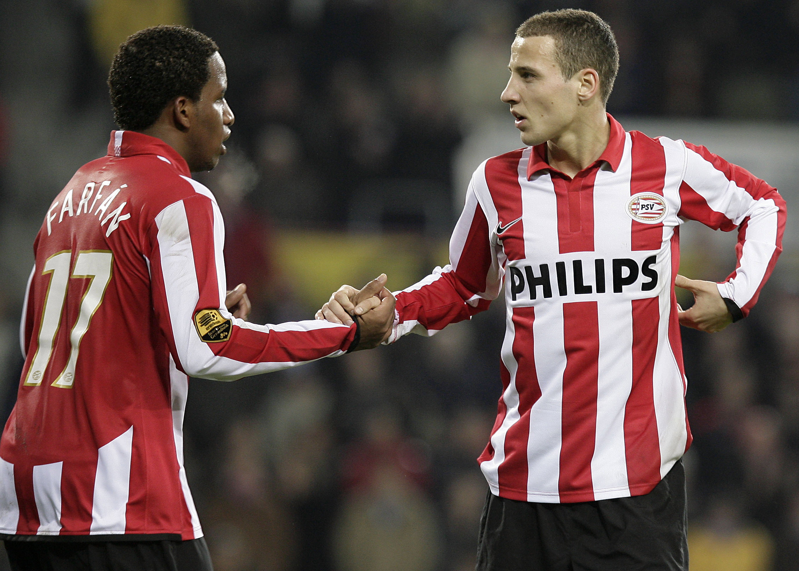 Jefferson Farfán en Roy Beerens namens PSV