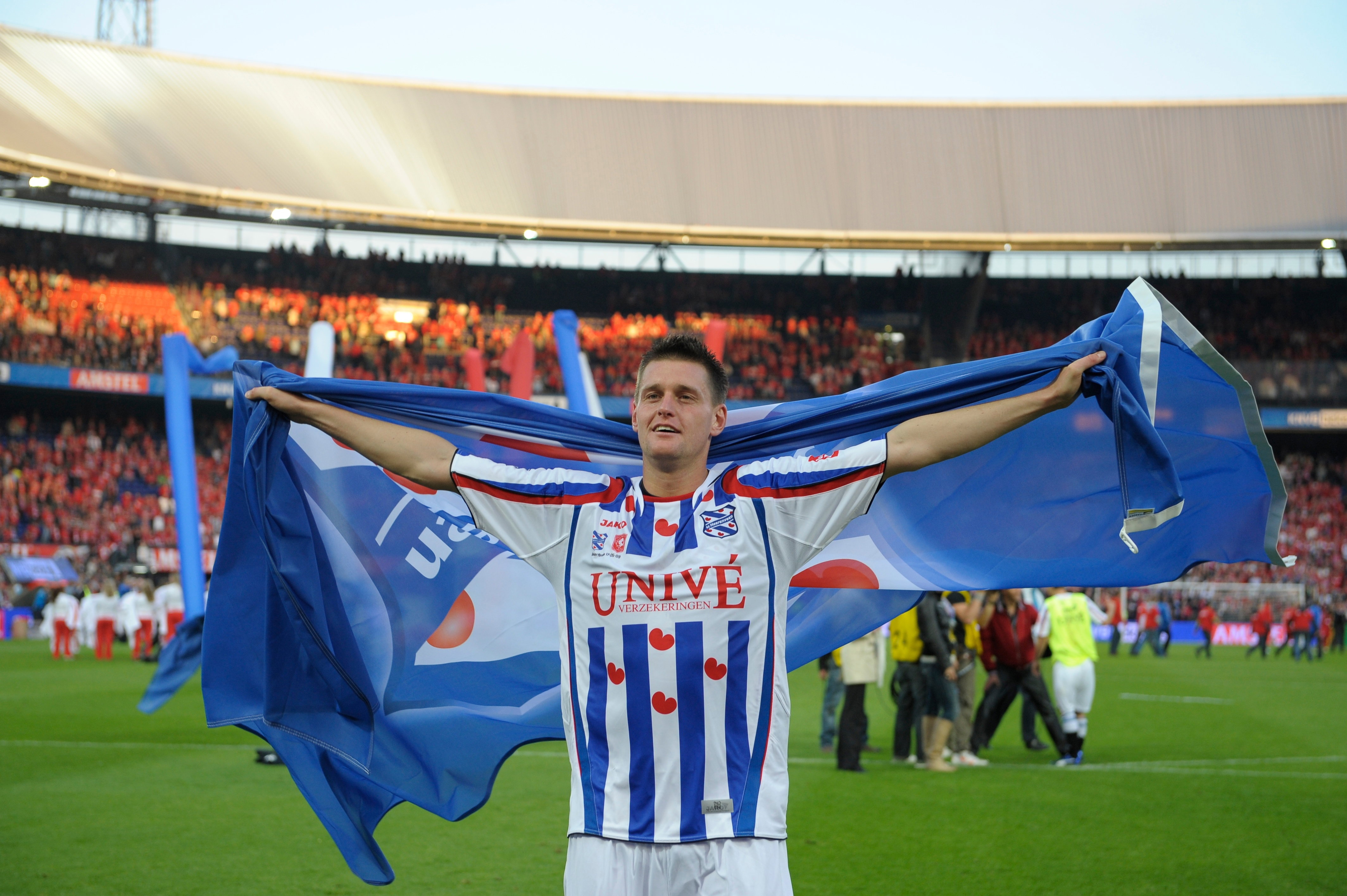 Micheal Dingsdag na het winnen van de KNVB Beker
