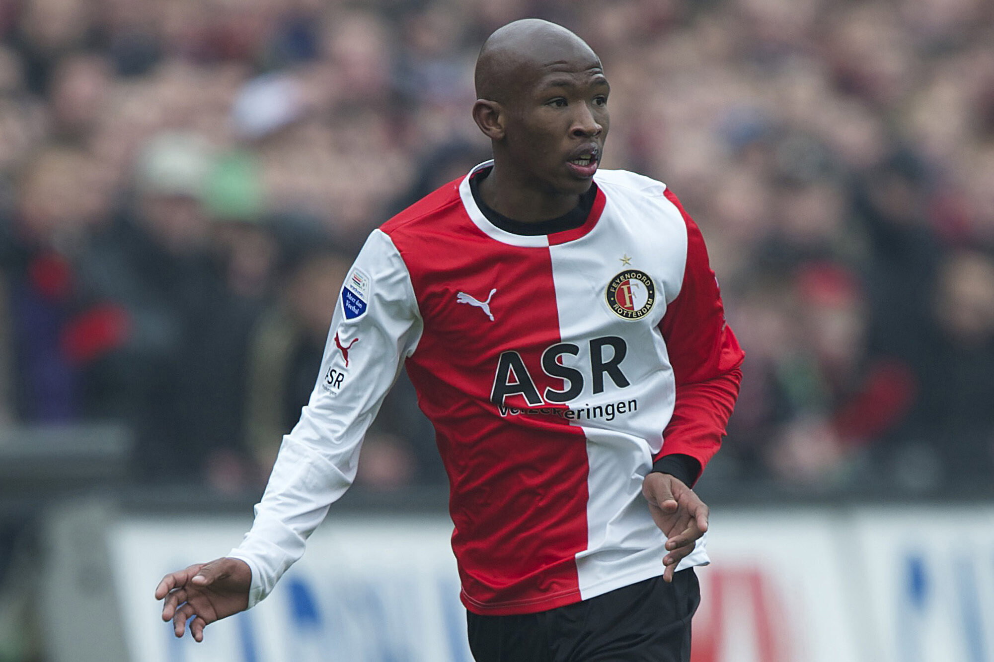 Kamohelo Mokotjo als speler van Feyenoord