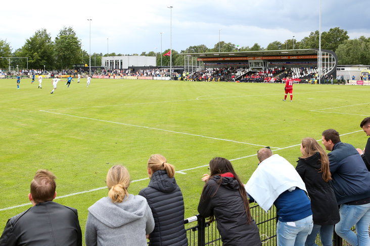 Het complex van Quick'20 tijdens een oefenwedstrijd tegen Ajax
