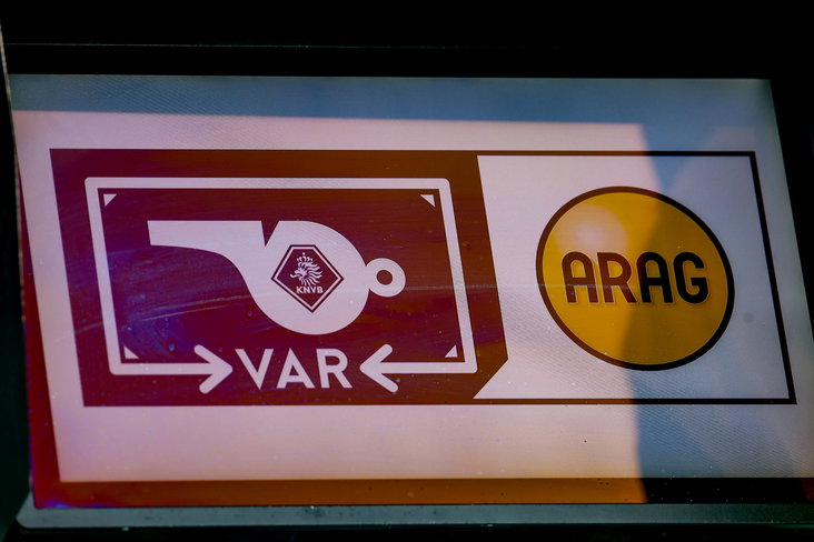 Een VAR-scherm