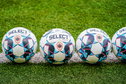 Ballen met het logo van Royal Antwerp FC