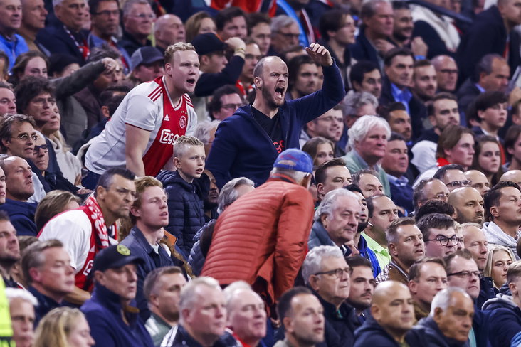Balende Ajax-supporters