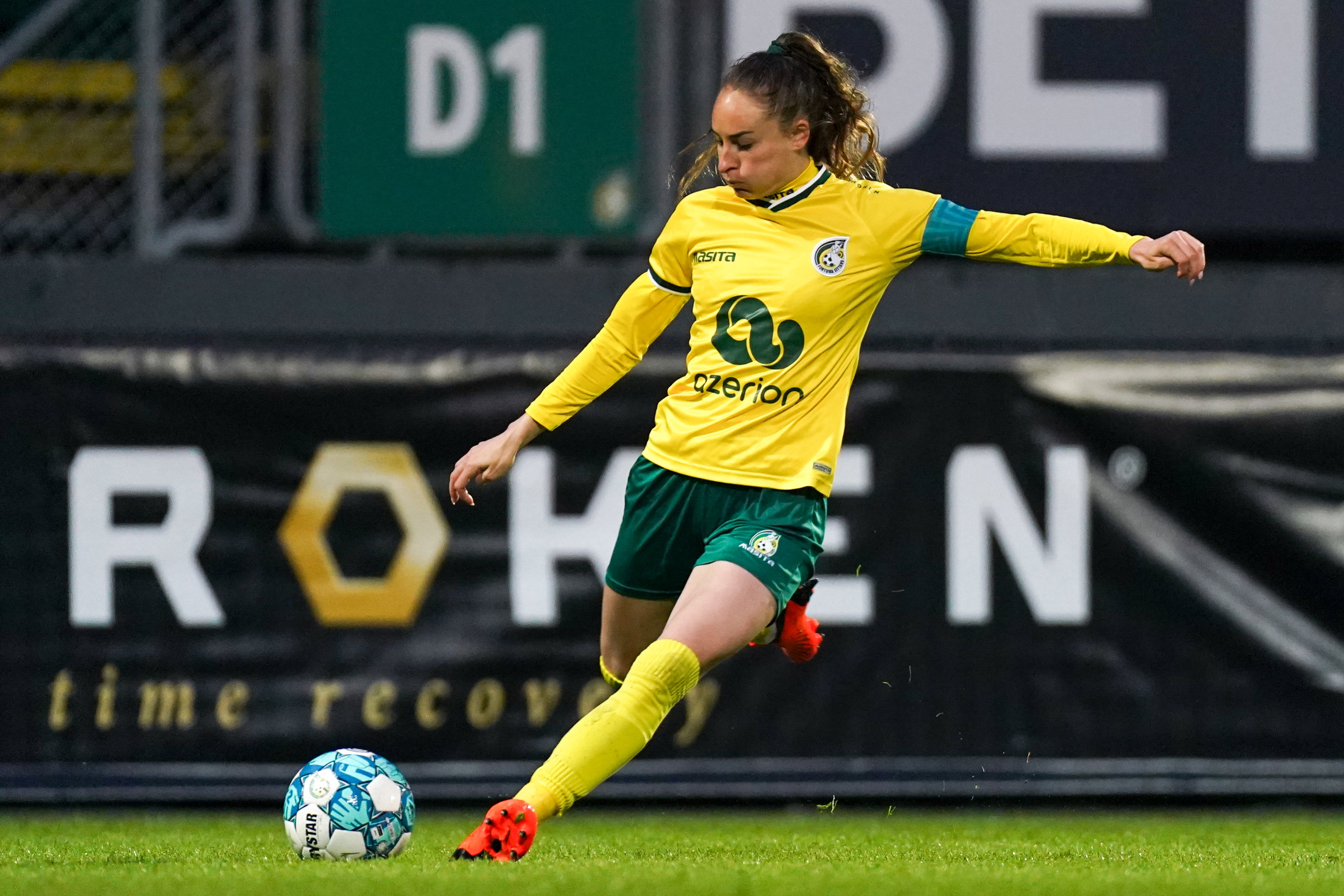 Tessa Wullaert in actie namens Fortuna Sittard