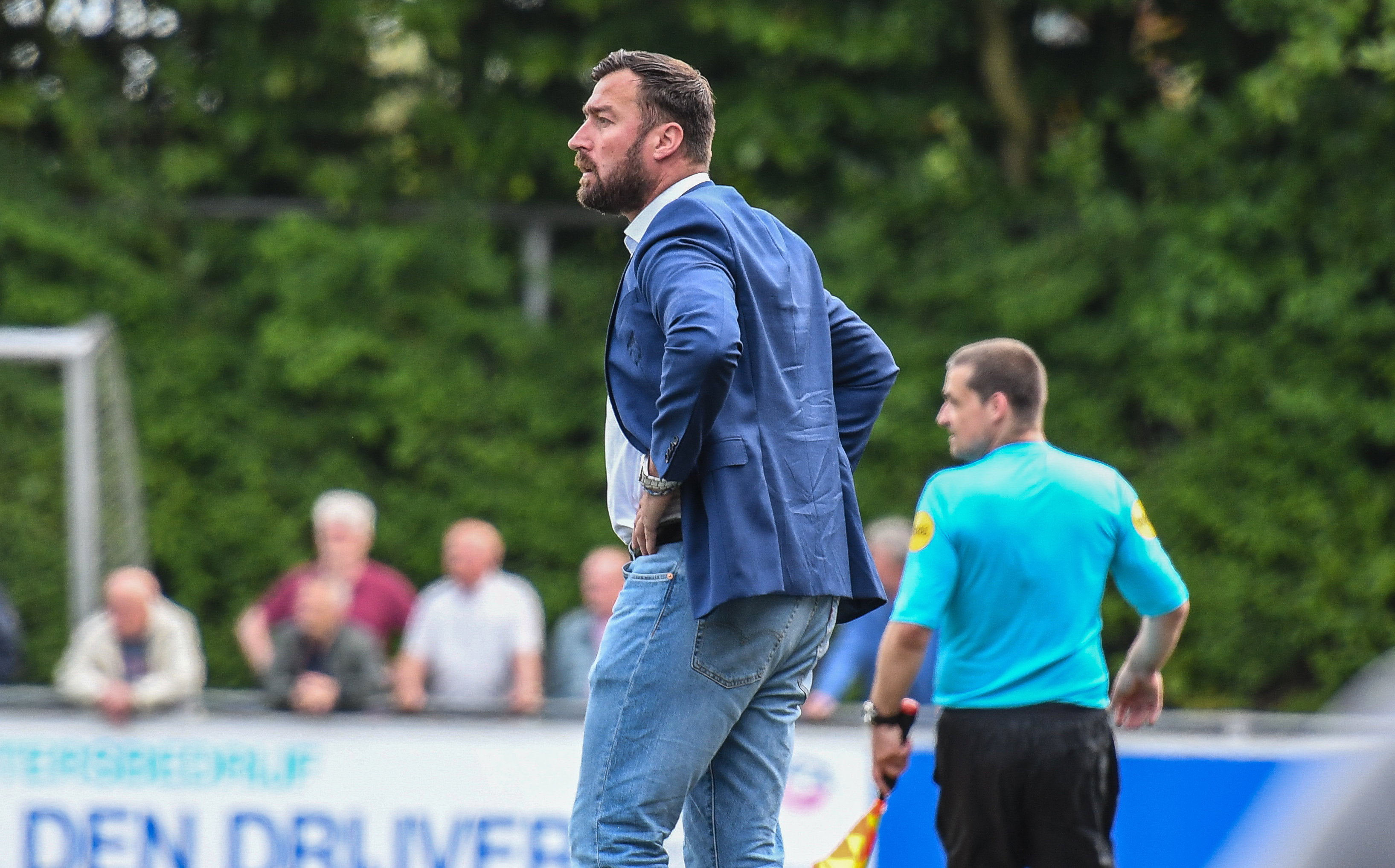 Barendrecht-trainer Leen van Steensel