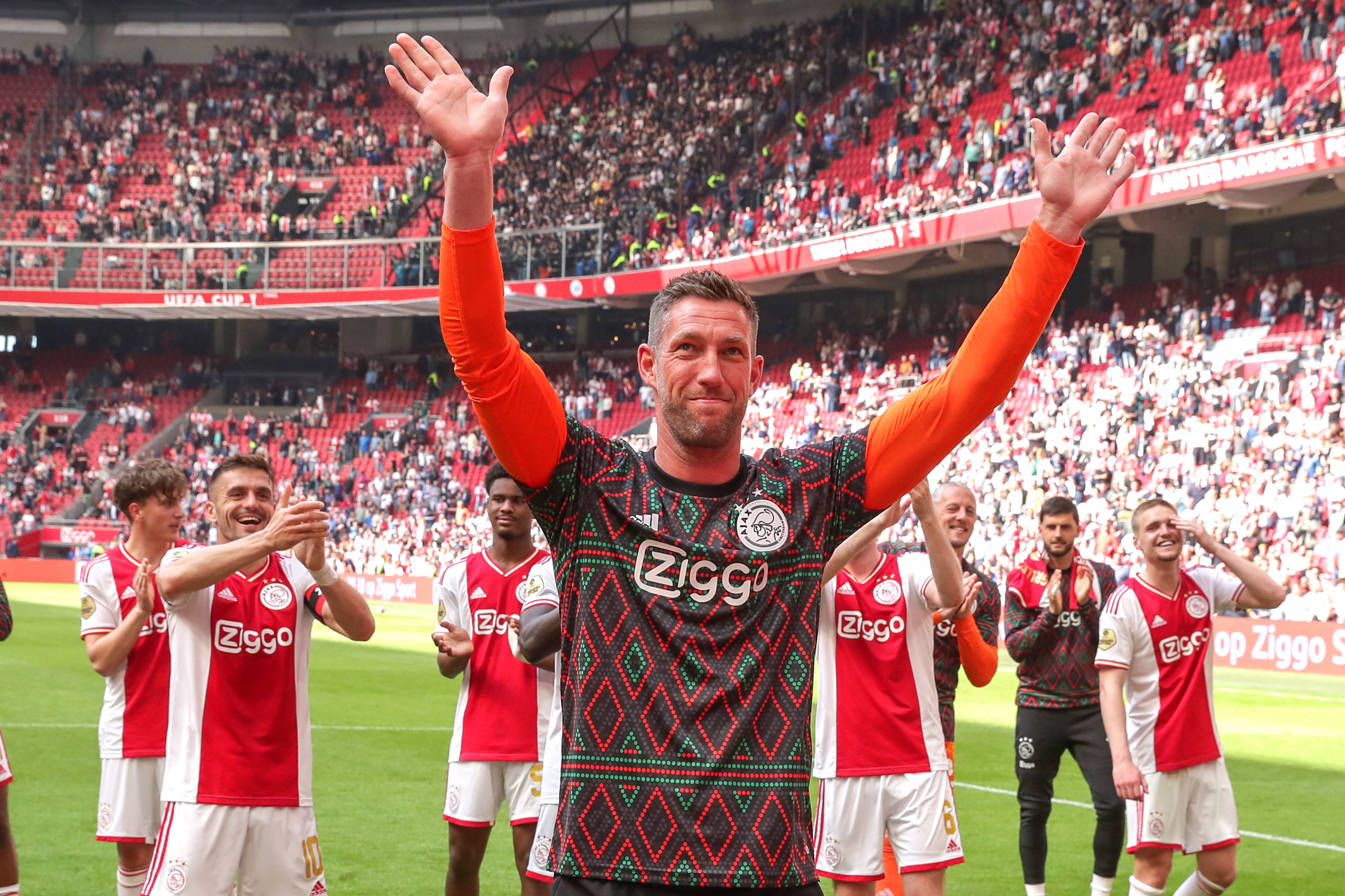 Maarten Stekelenburg neemt afscheid