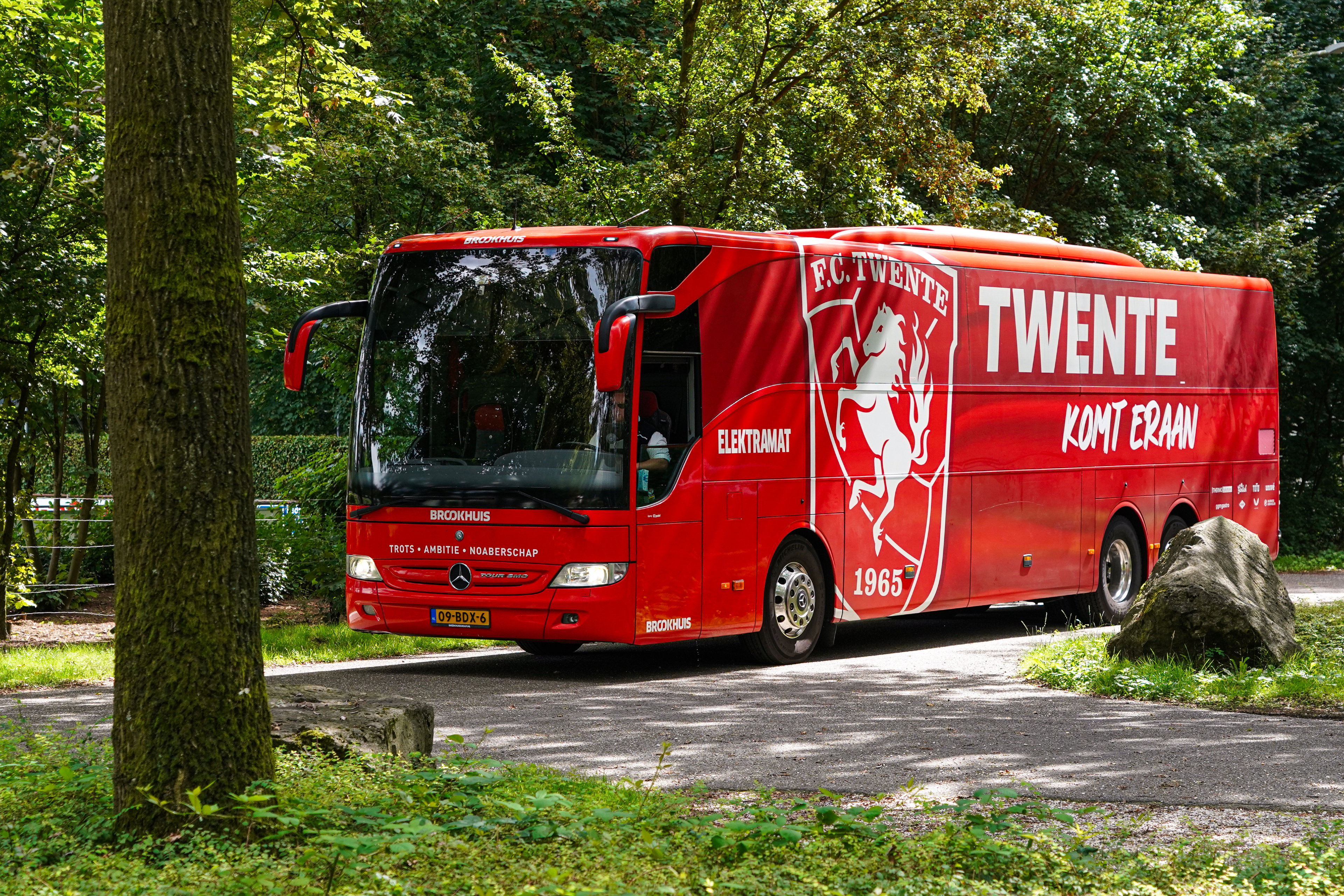 De bus van FC Twente