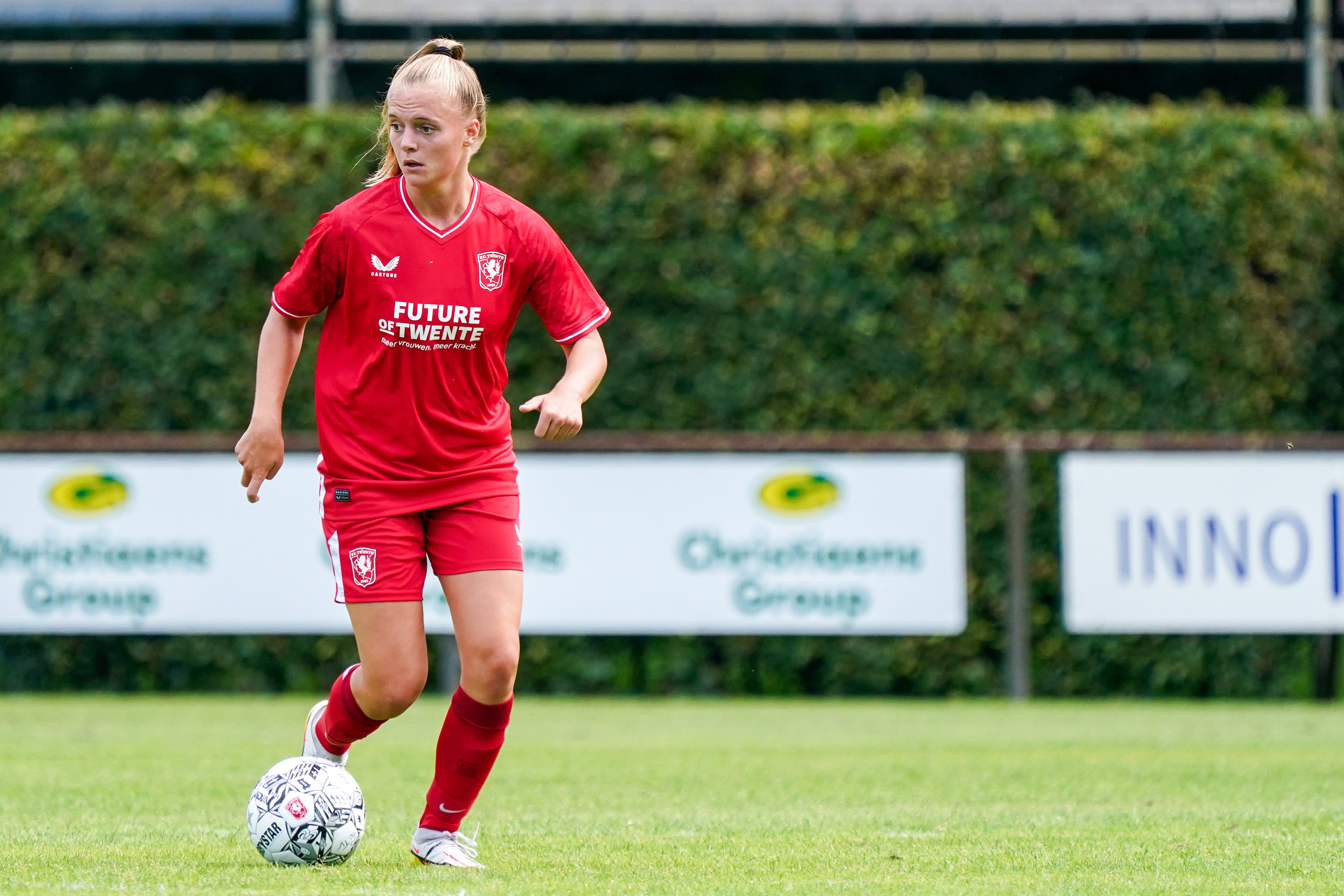 Indy Appelman in actie namens FC Twente