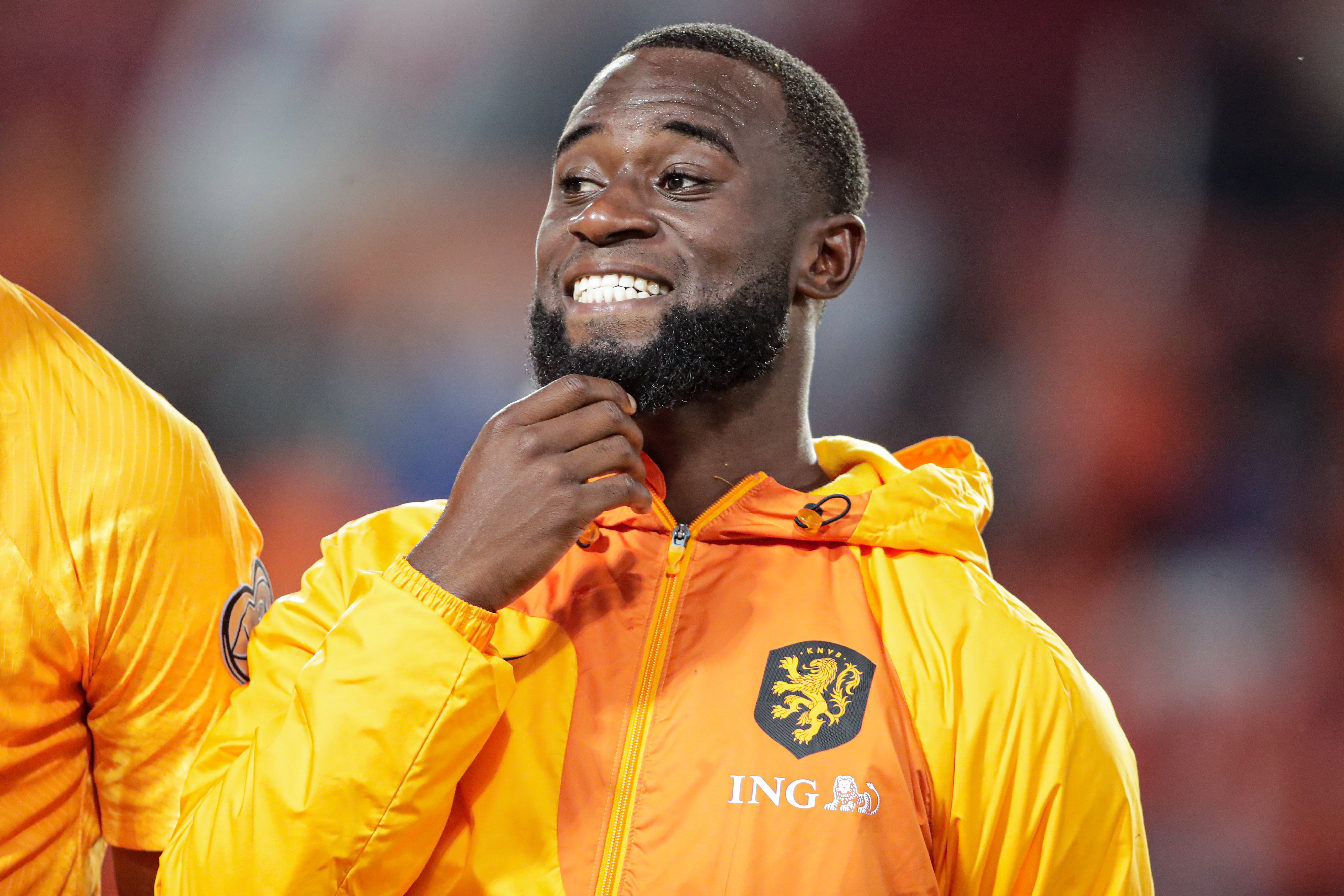 Lutsharel Geertruida voor het Nederlands Elftal