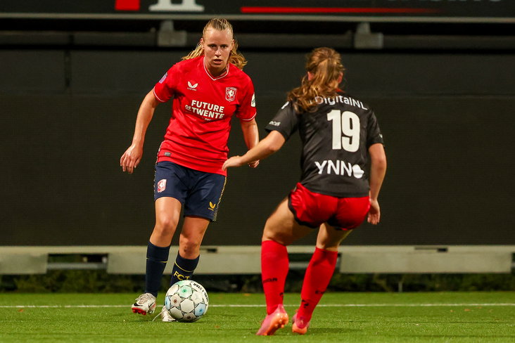 Veerle van Spijk namens Excelsior