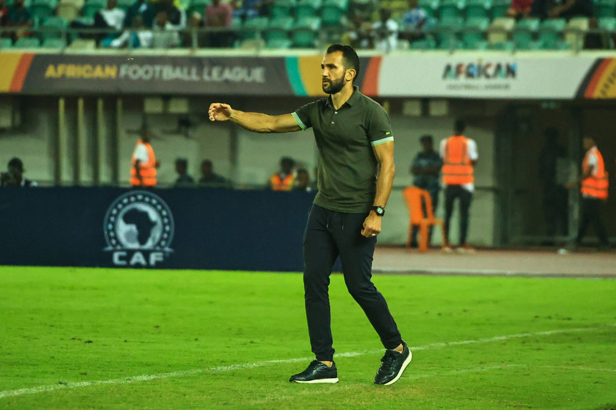Adil Ramzi als hoofdtrainer van Wydad