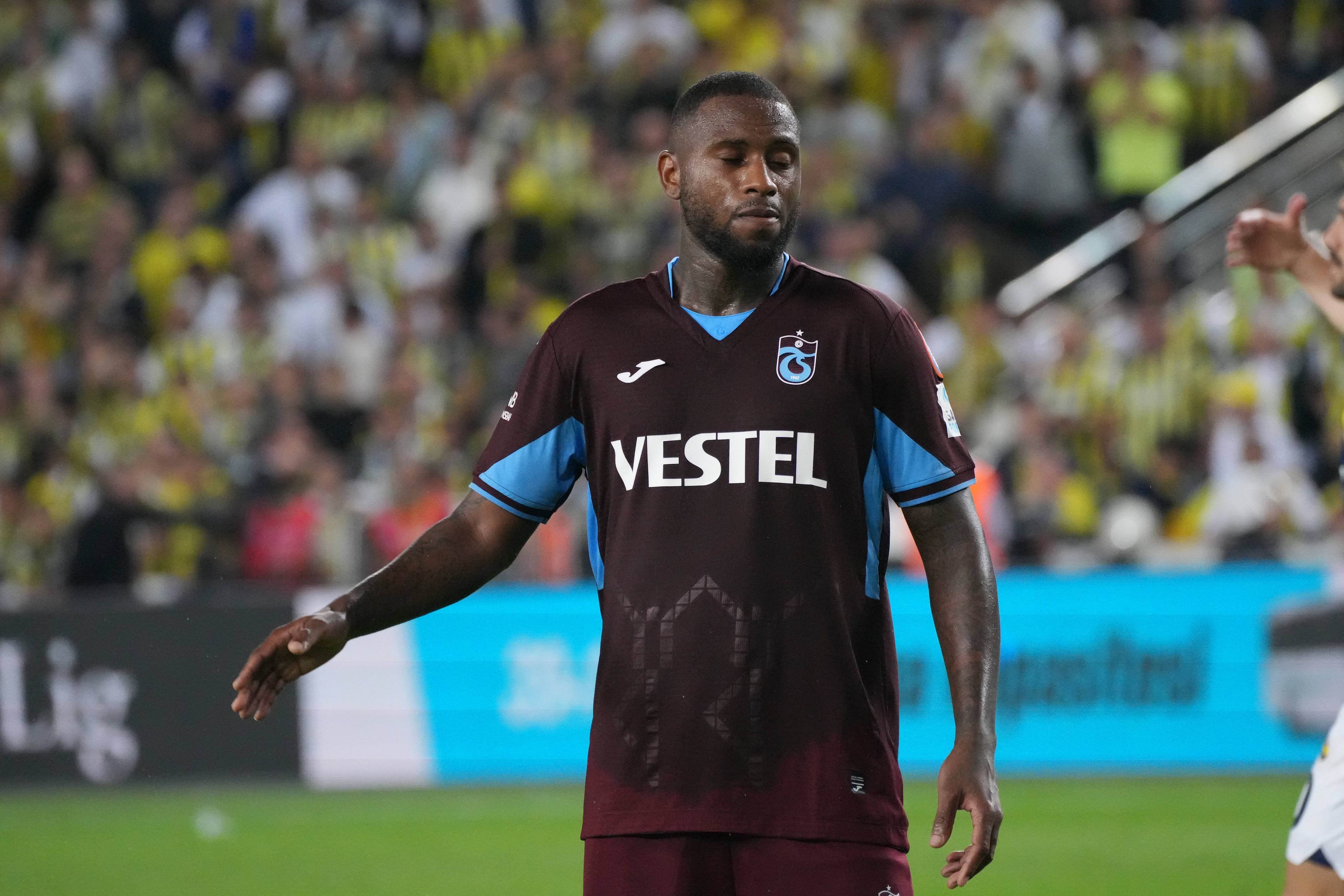 Stefano Denswil bij Trabzonspor