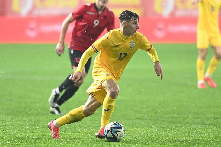 Marius Corbu in actie namens Roemenië Onder 21