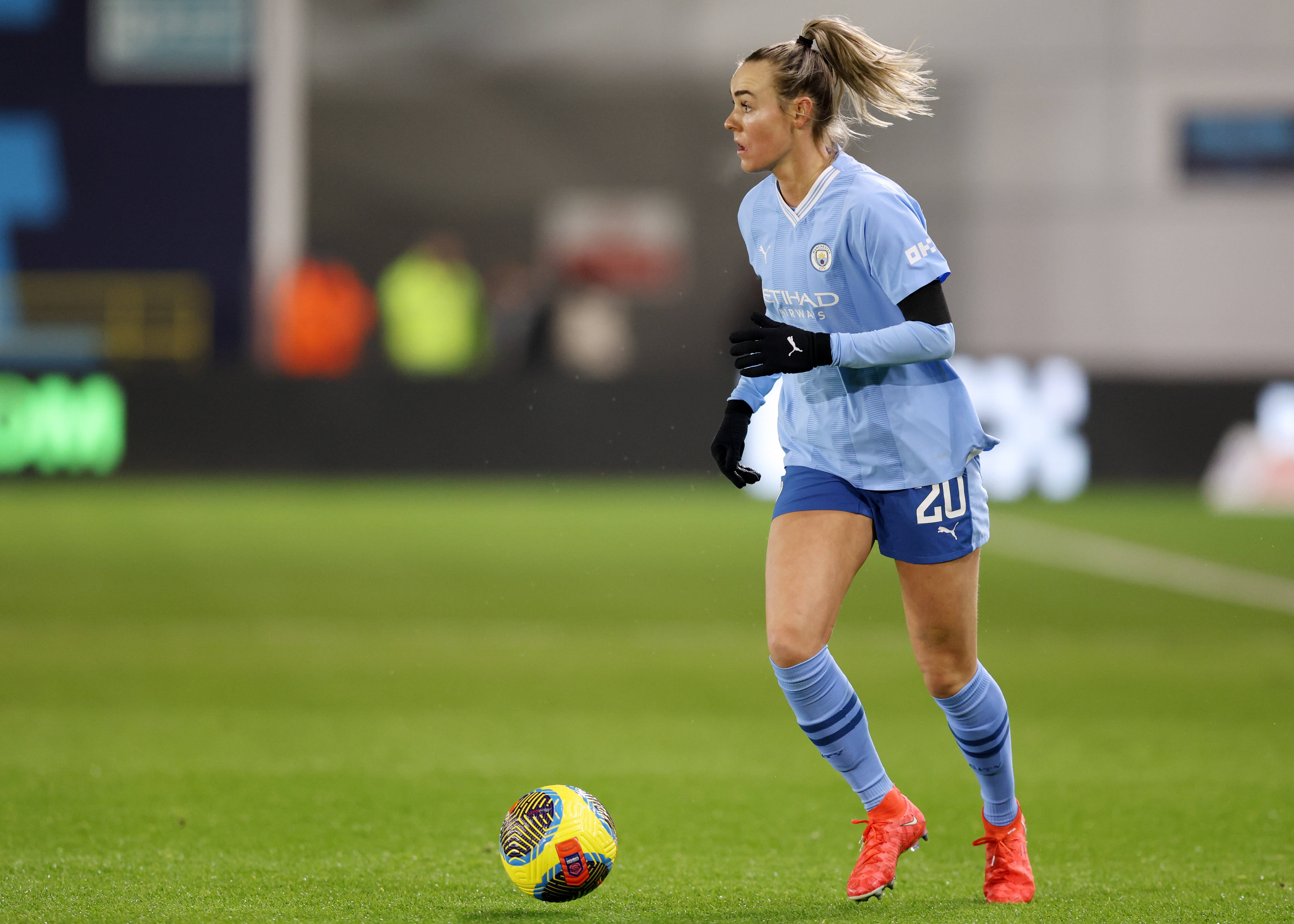 Jill Roord in actie namens Manchester City