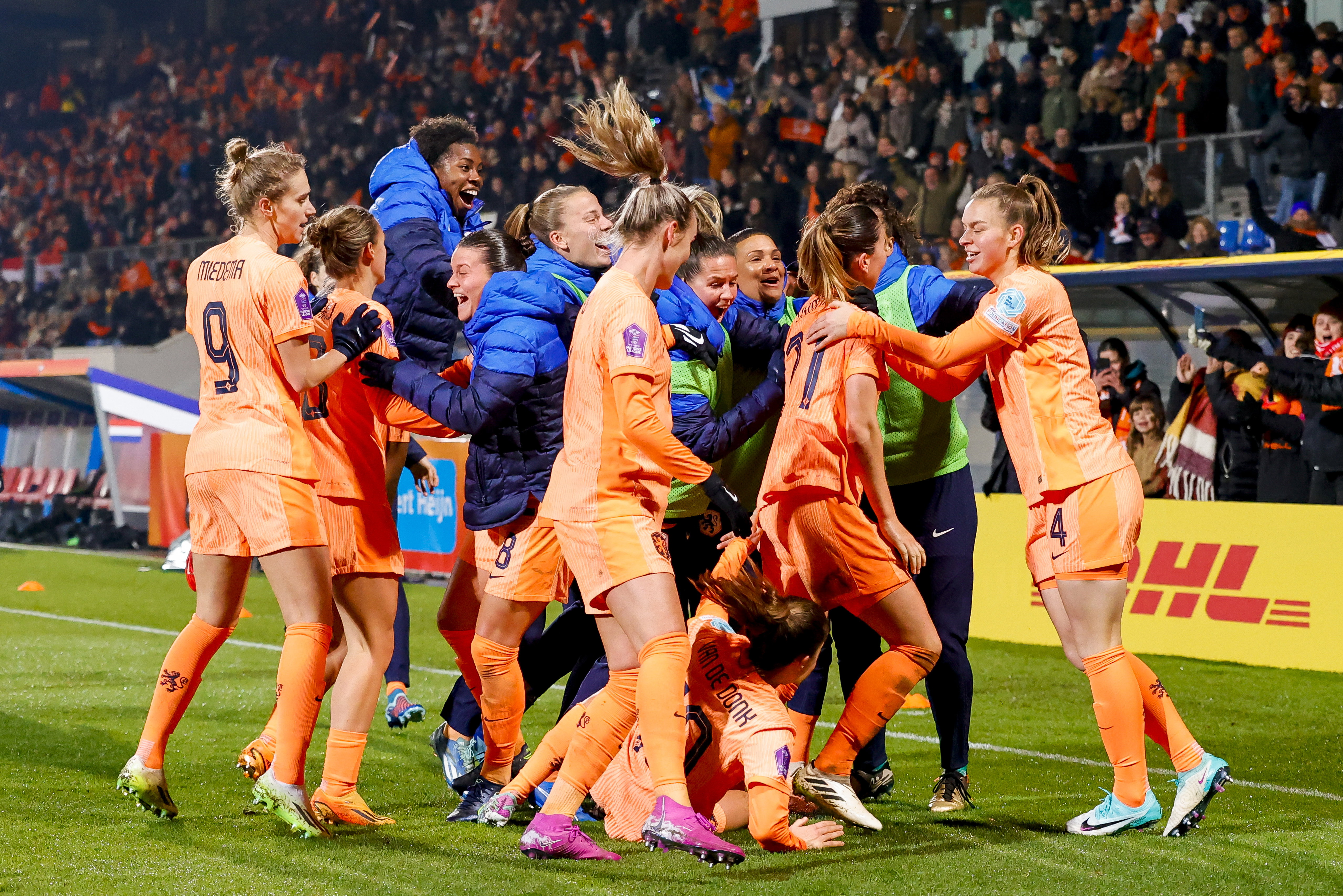 Ontlading bij de OranjeLeeuwinnen