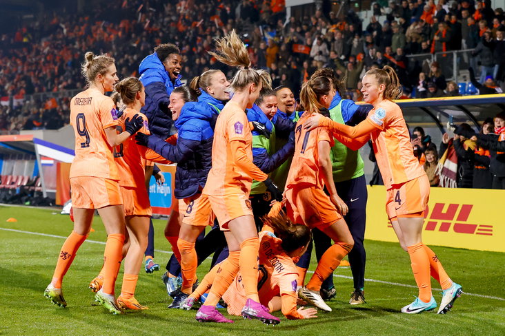 Ontlading bij de OranjeLeeuwinnen