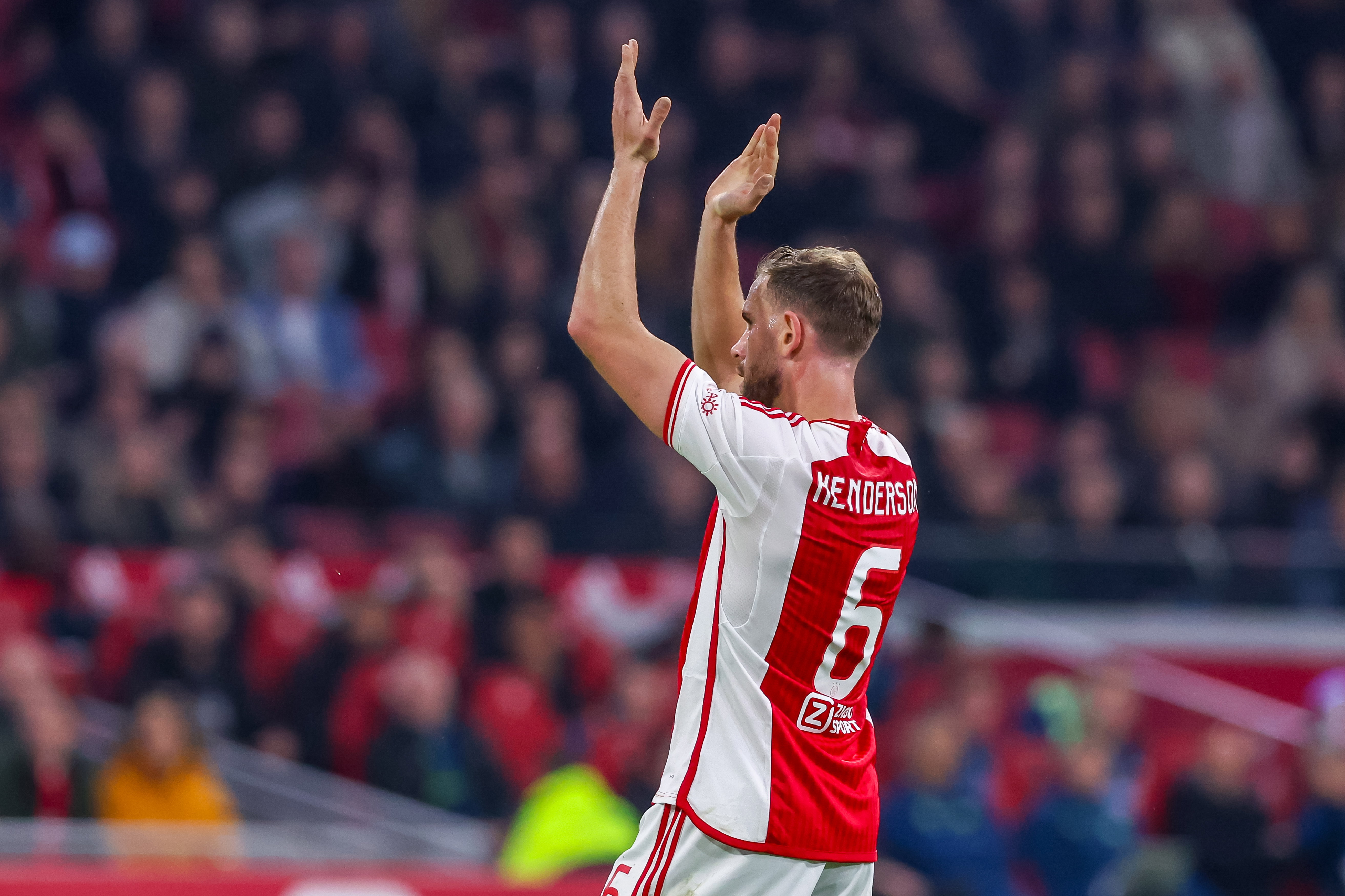 Jordan Henderson in de Johan Cruijff ArenA