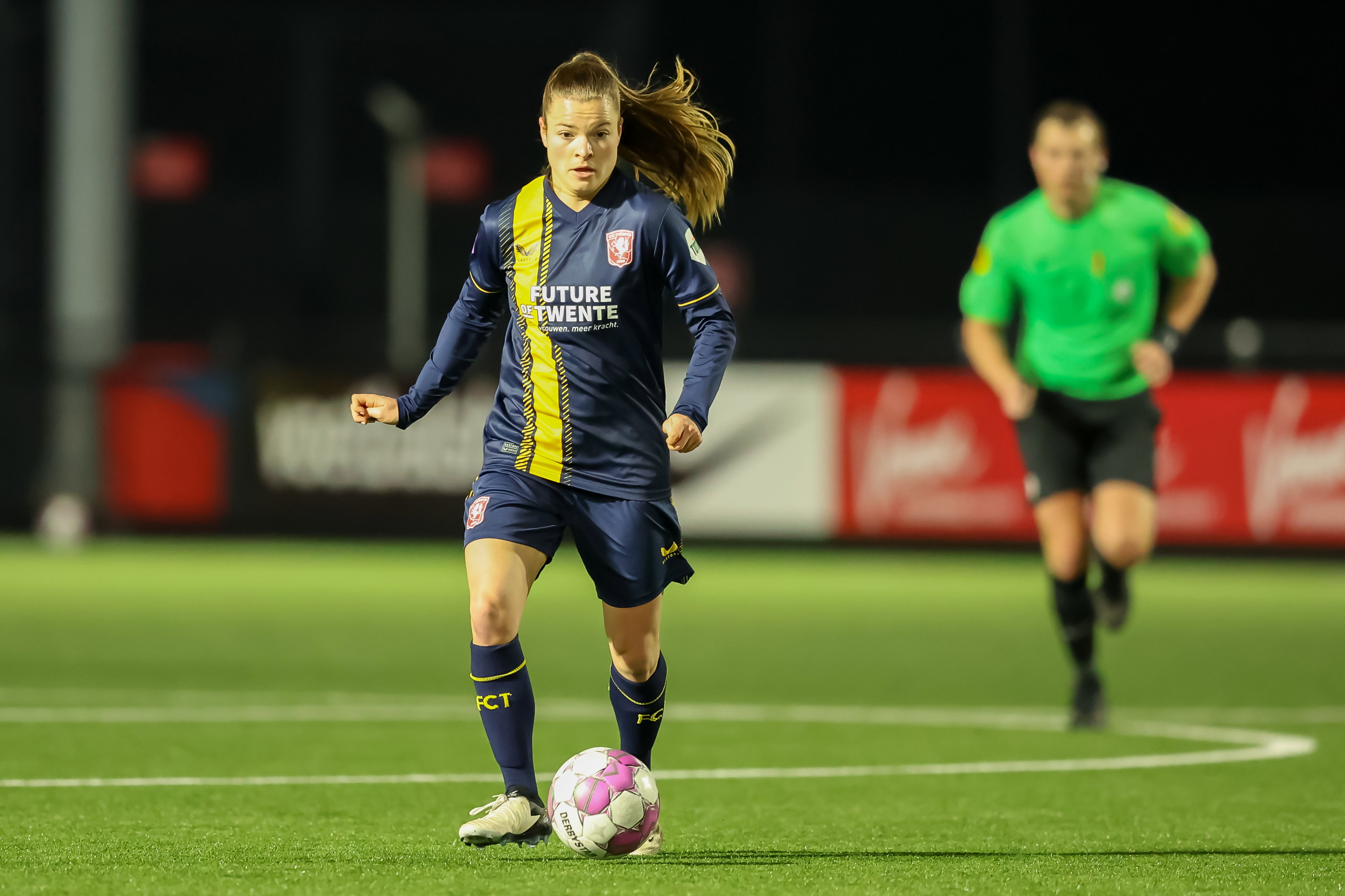 Kayleigh van Dooren maakt haar rentree bij FC Twente