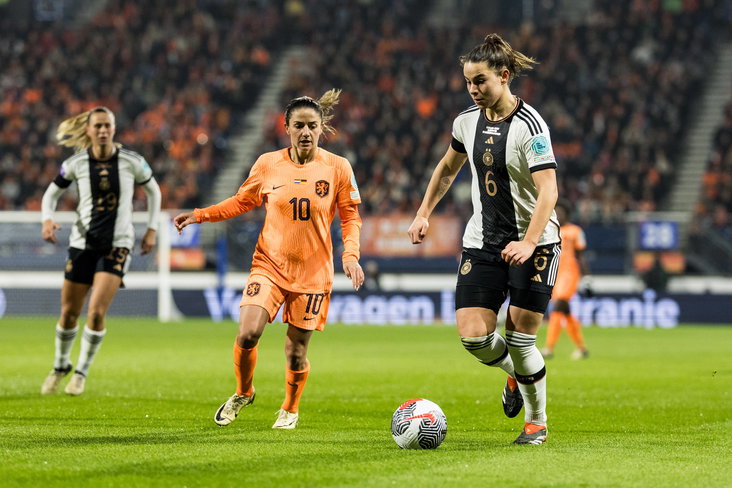 Daniëlle van de Donk tegen Duitsland