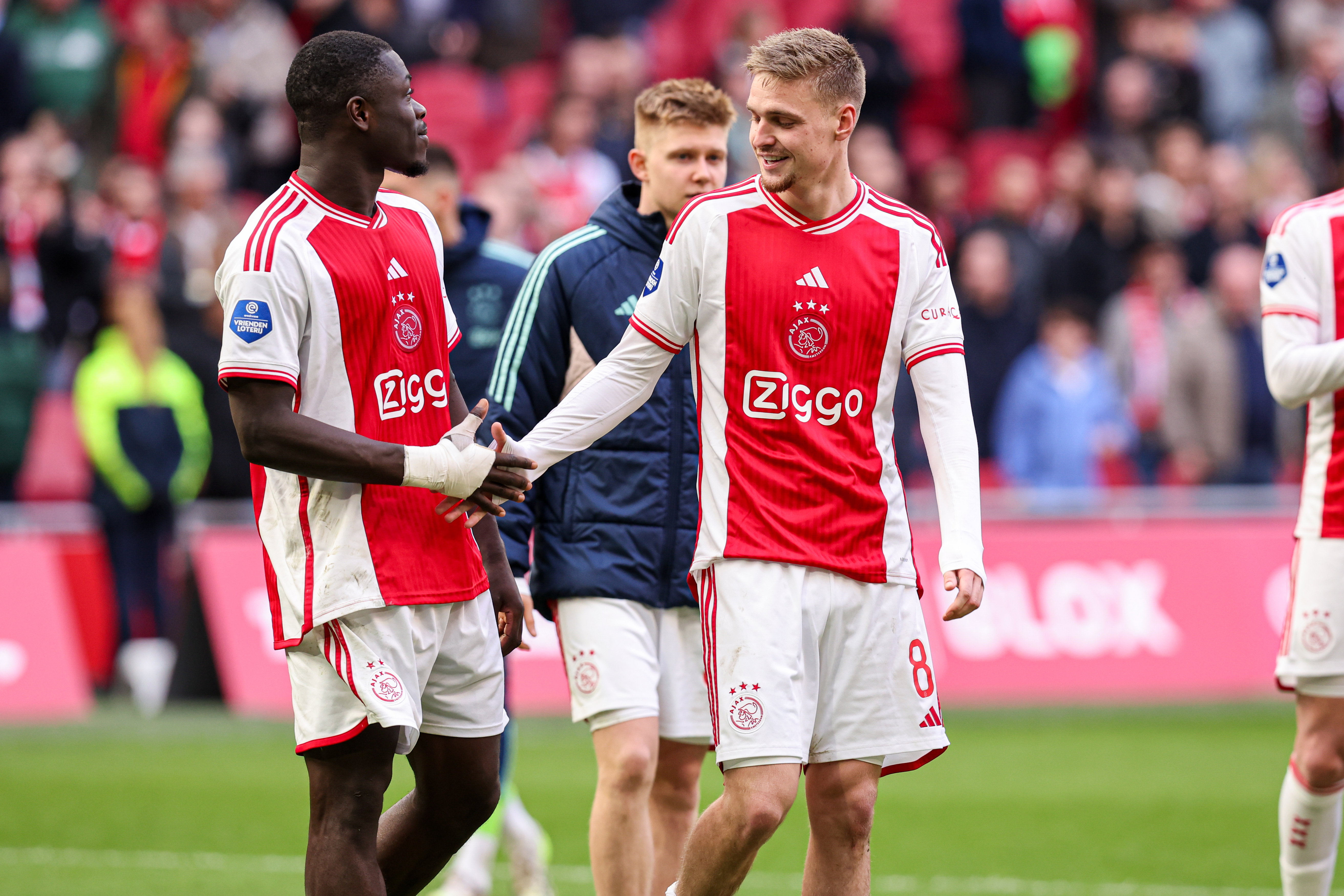 Brian Brobbey en Kenneth Taylor
