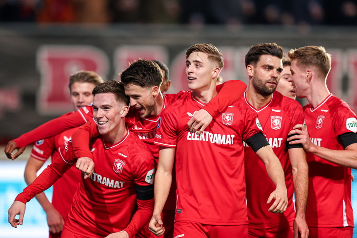 FC Twente viert treffer