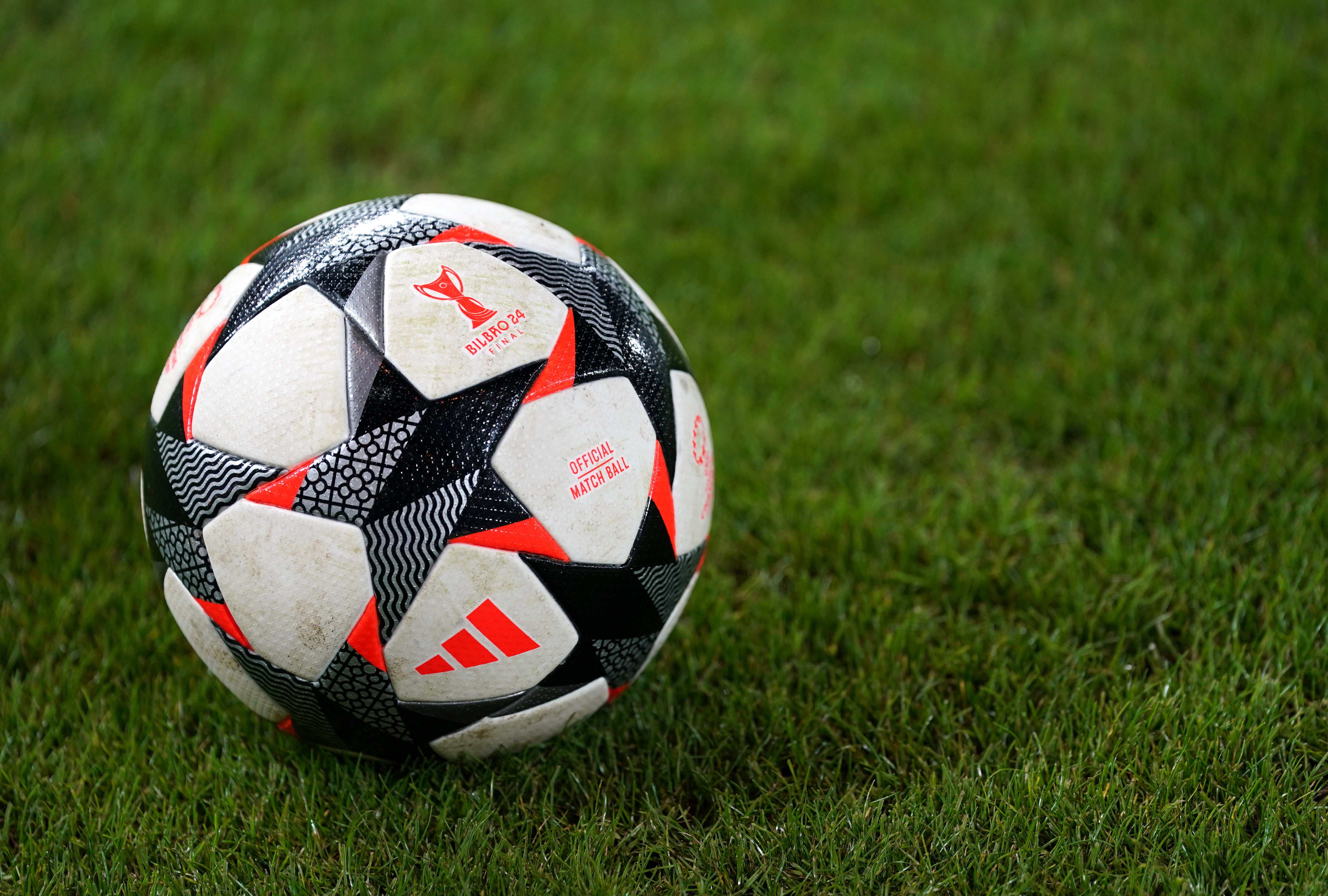 Een UEFA Women's Champions League-bal