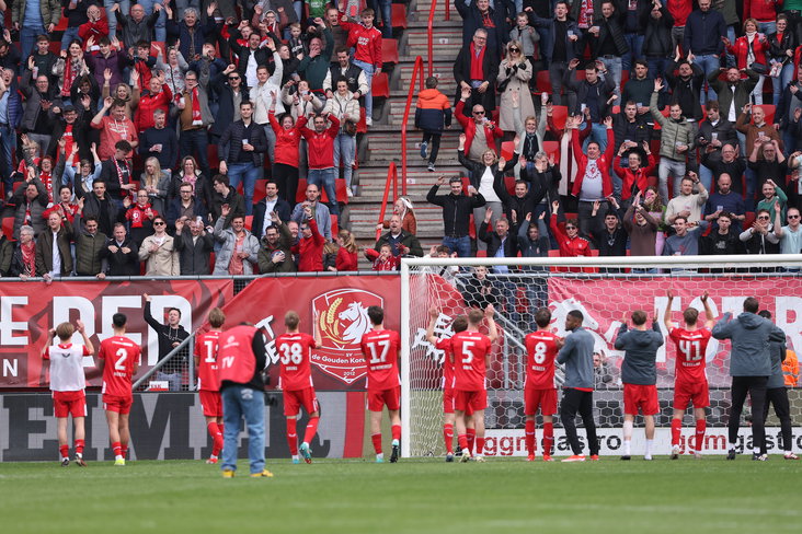 FC Twente bedankt het publiek