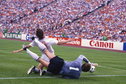 Hans van Breukelen veroorzaakt een penalty