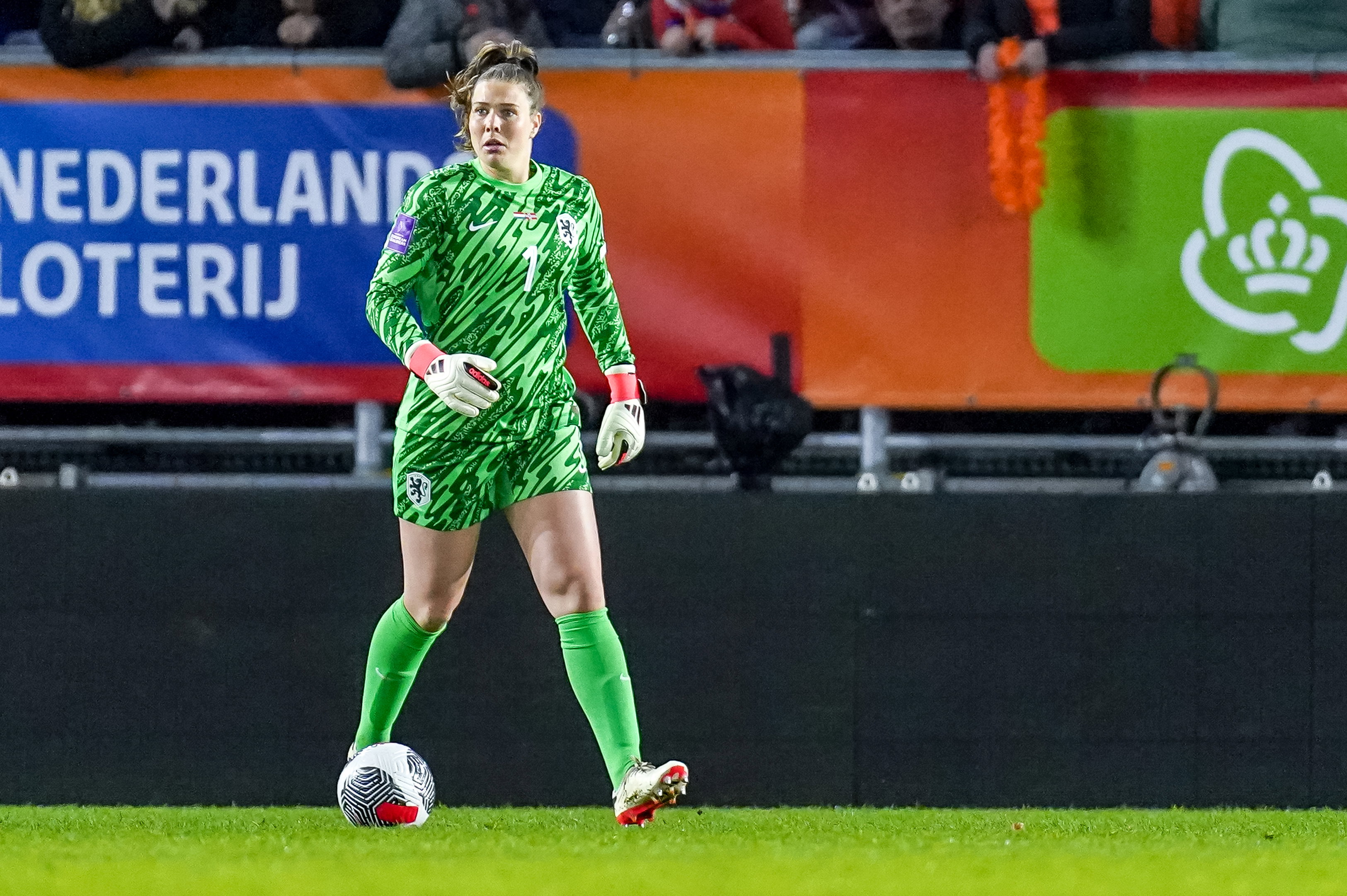 Lize Kop in actie namens de OranjeLeeuwinnen