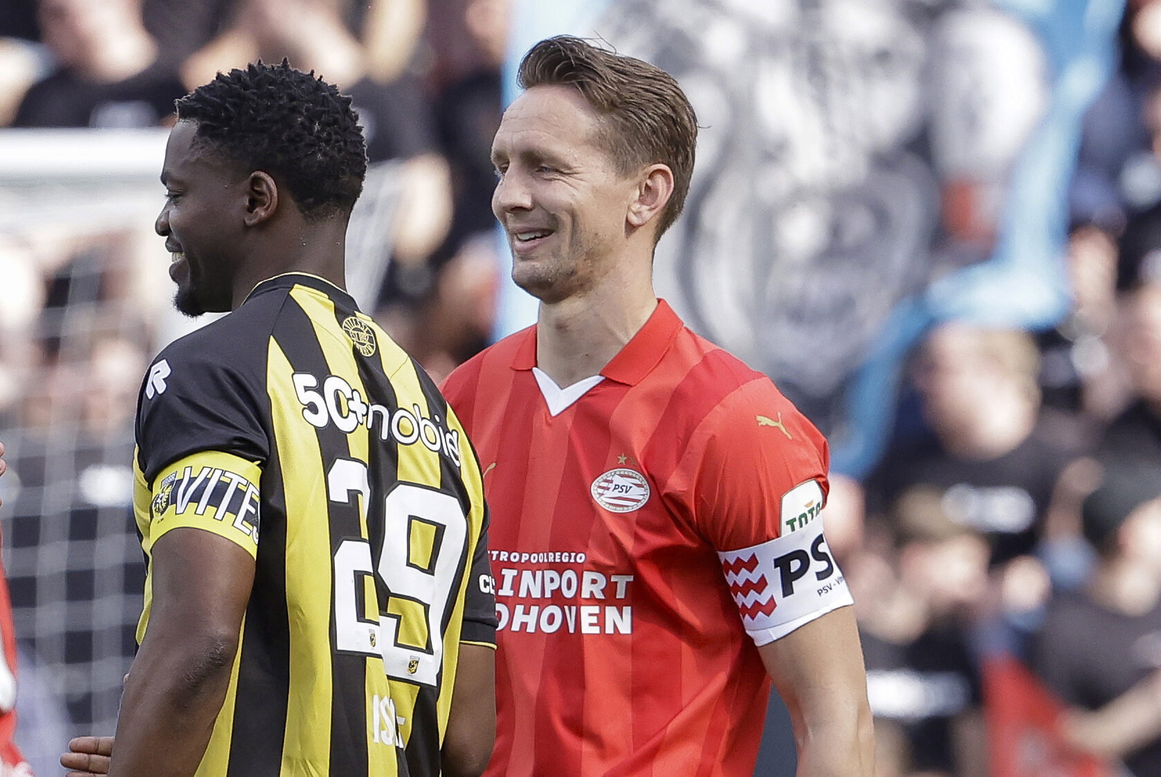 Nicolas Isimat-Mirin en Luuk de Jong