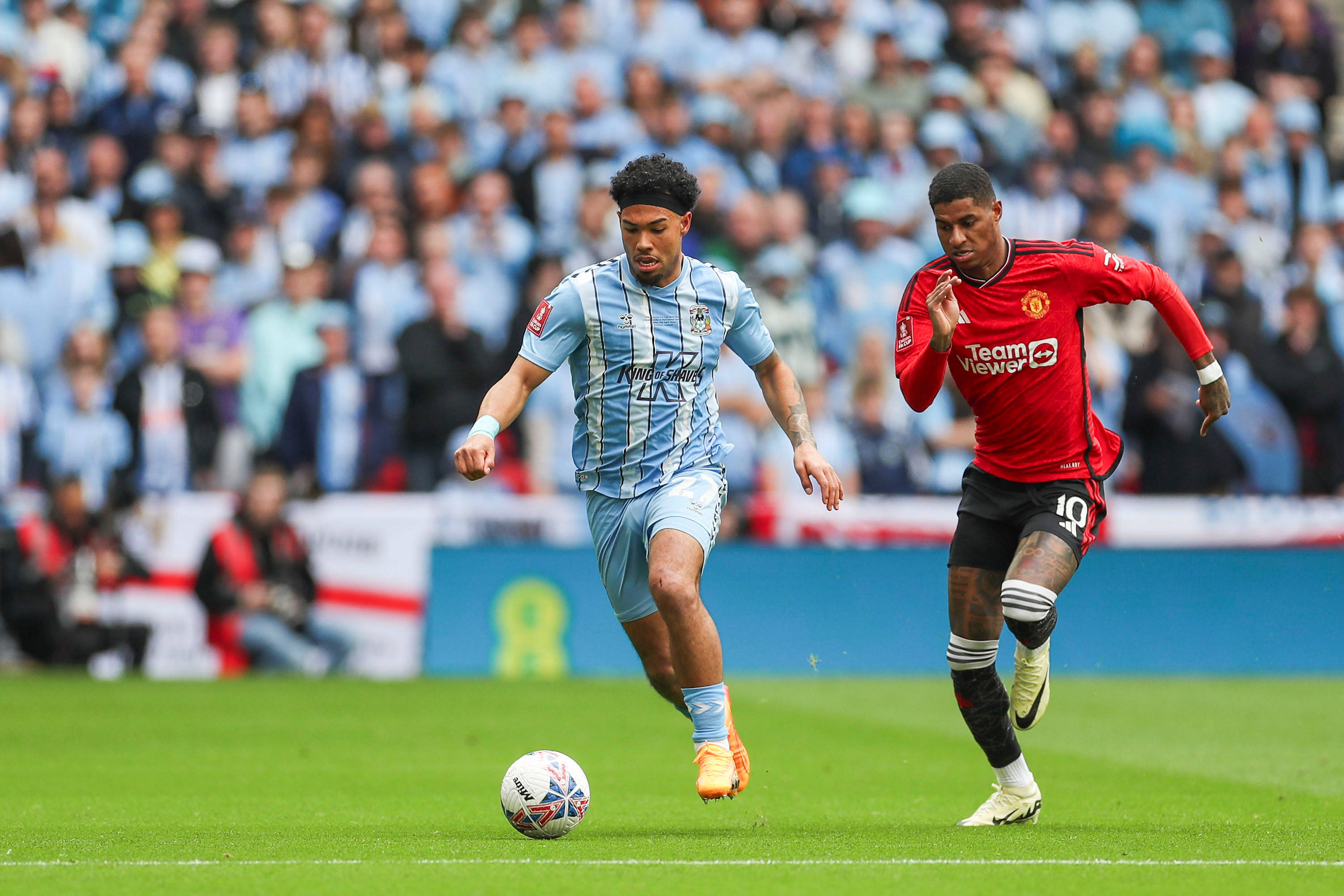 Milan van Ewijk sprint Marcus Rashford eruit