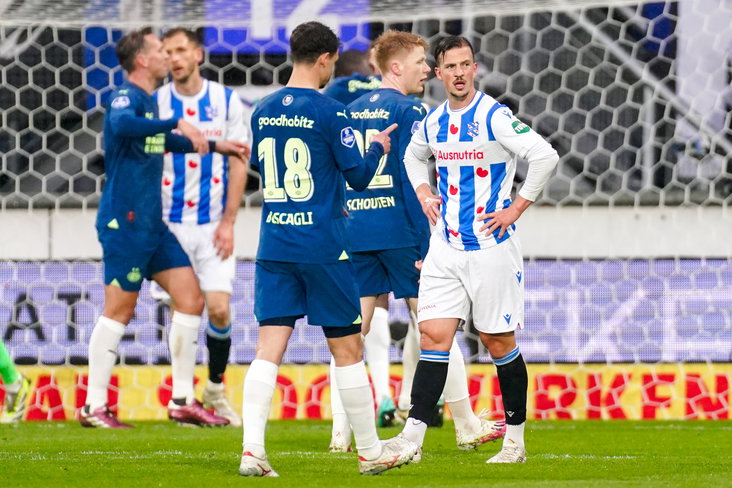 SC Heerenveen baalt van goal PSV