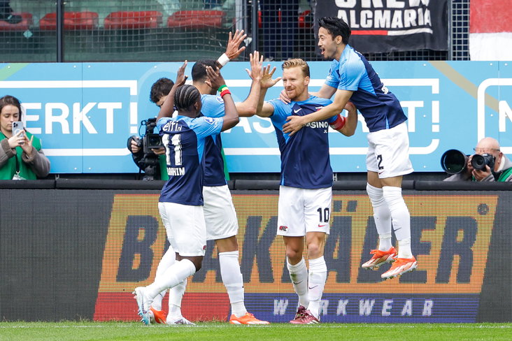 AZ viert treffer tegen NEC