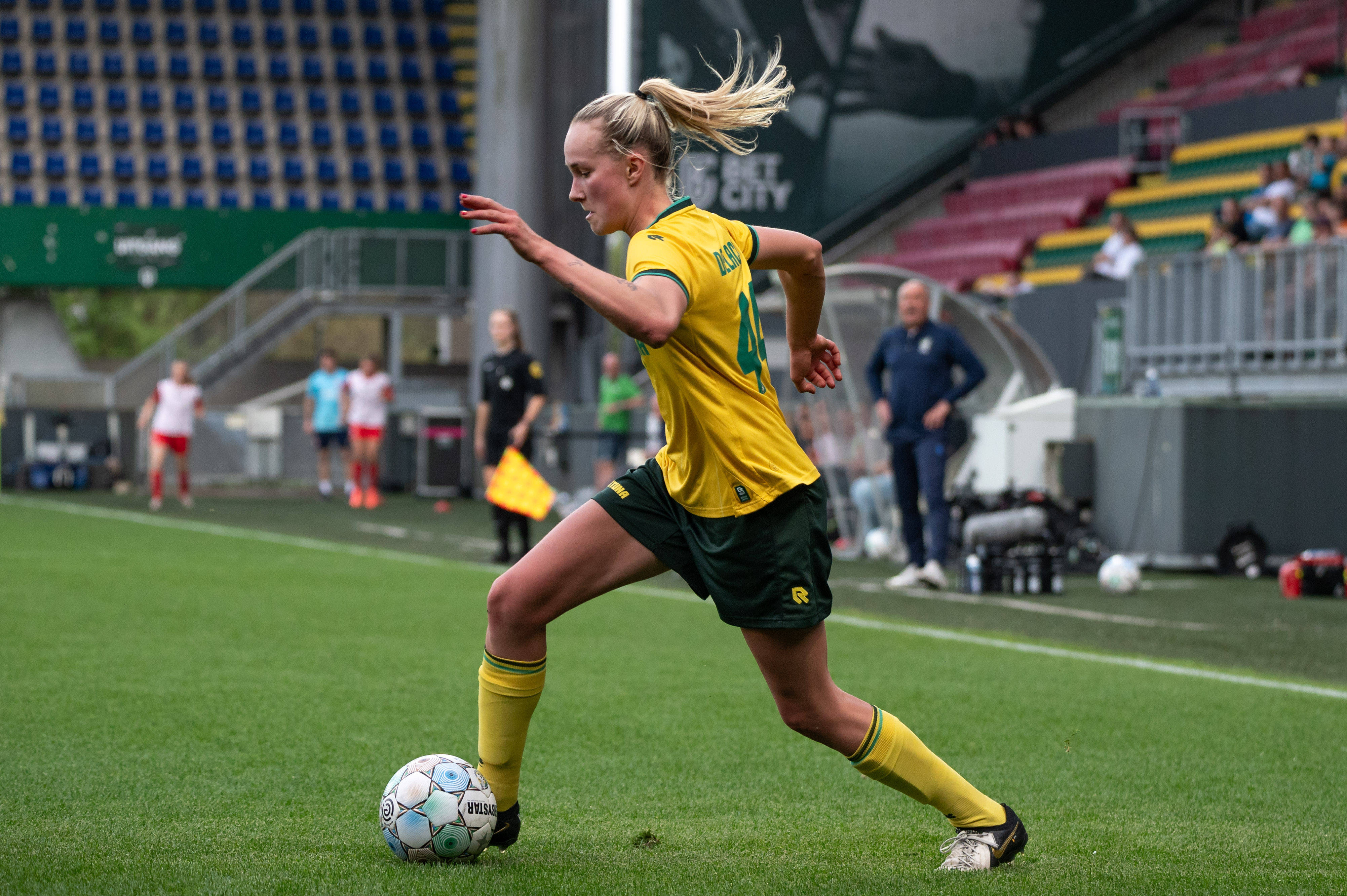 Féli Delacauw aan de bal namens Fortuna Sittard
