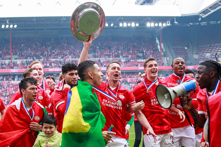 PSV is landskampioen 2023/2024