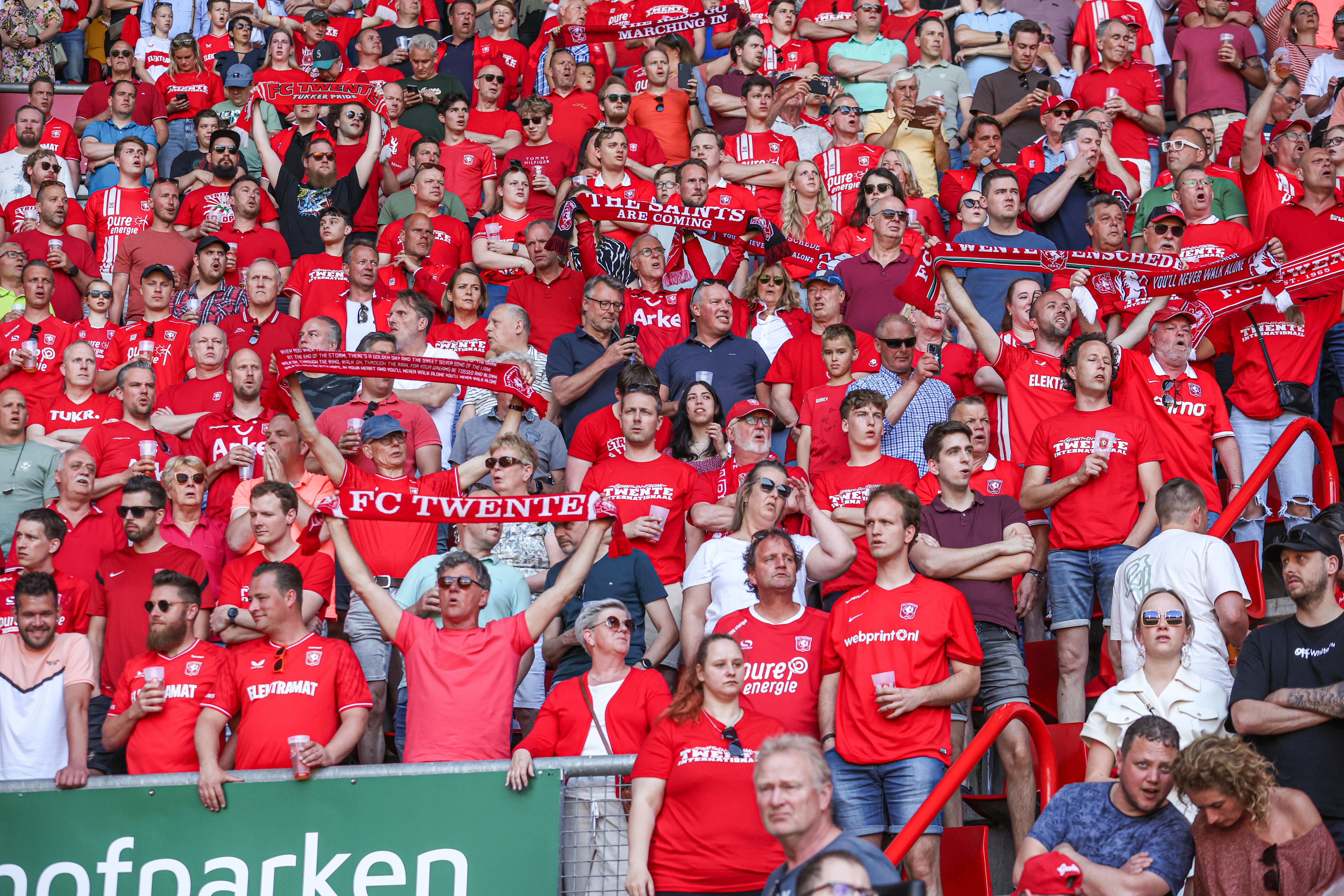 Rood in de Grolsch Veste