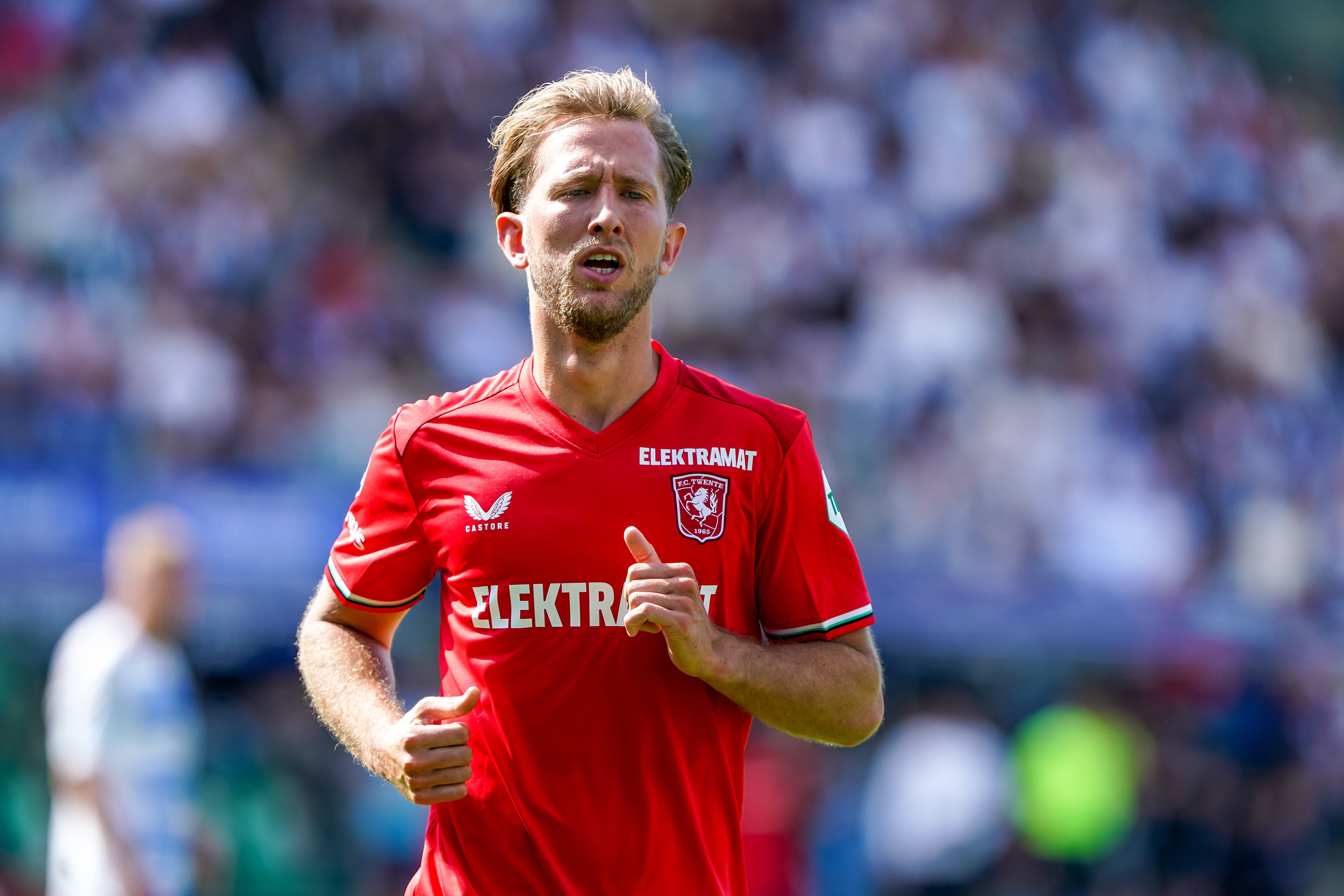 Michel Vlap in het nieuwe thuisshirt van FC Twente