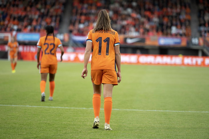 Lieke Martens namens de OranjeLeeuwinnen