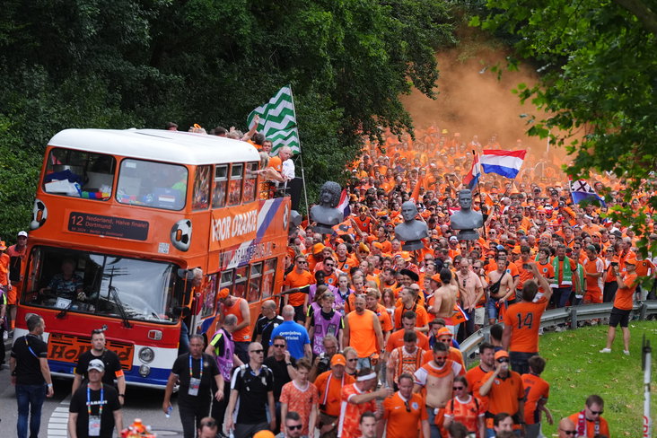De fans van het Nederlands elftal in Dortmund
