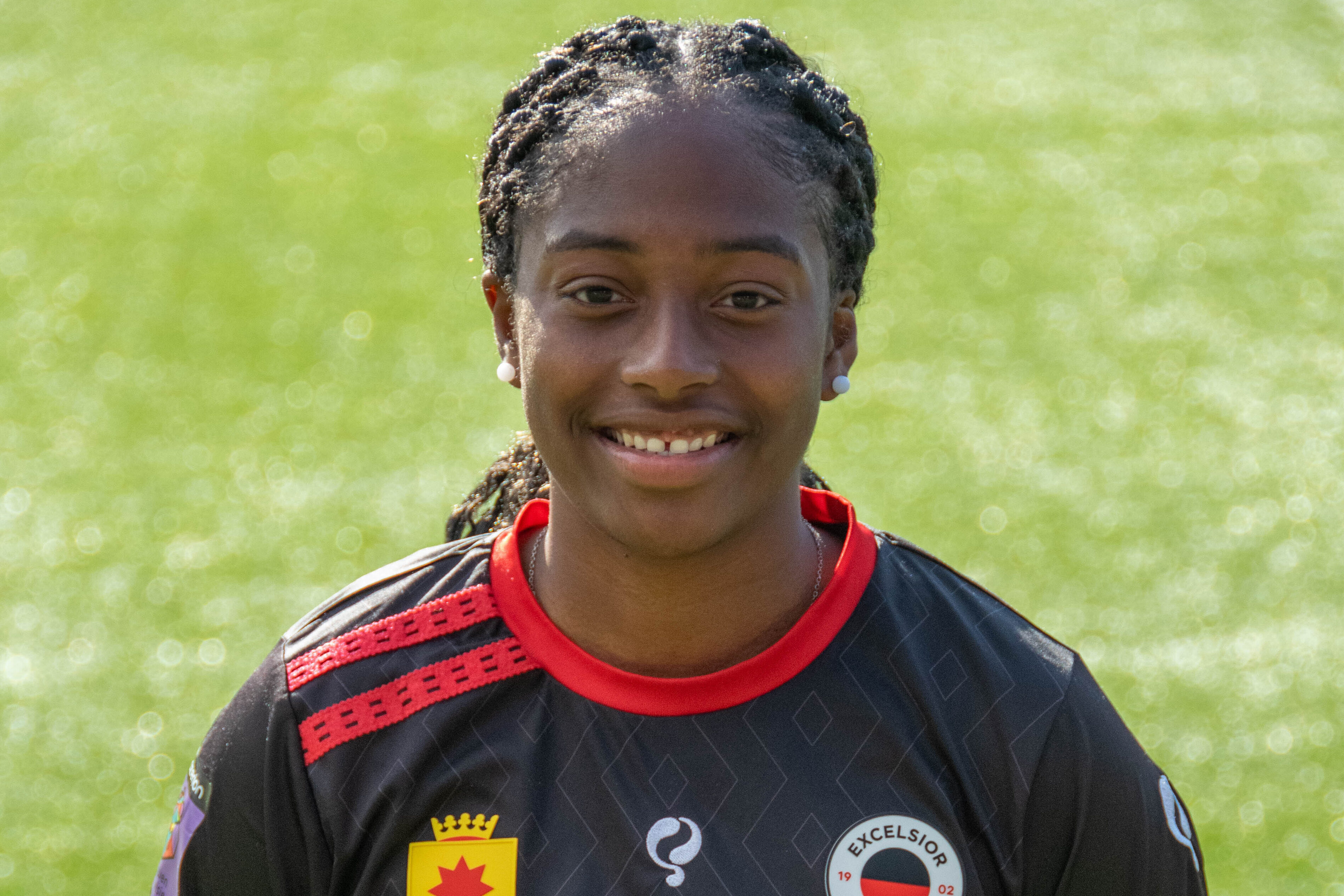 Shi-jona Martina bij Excelsior