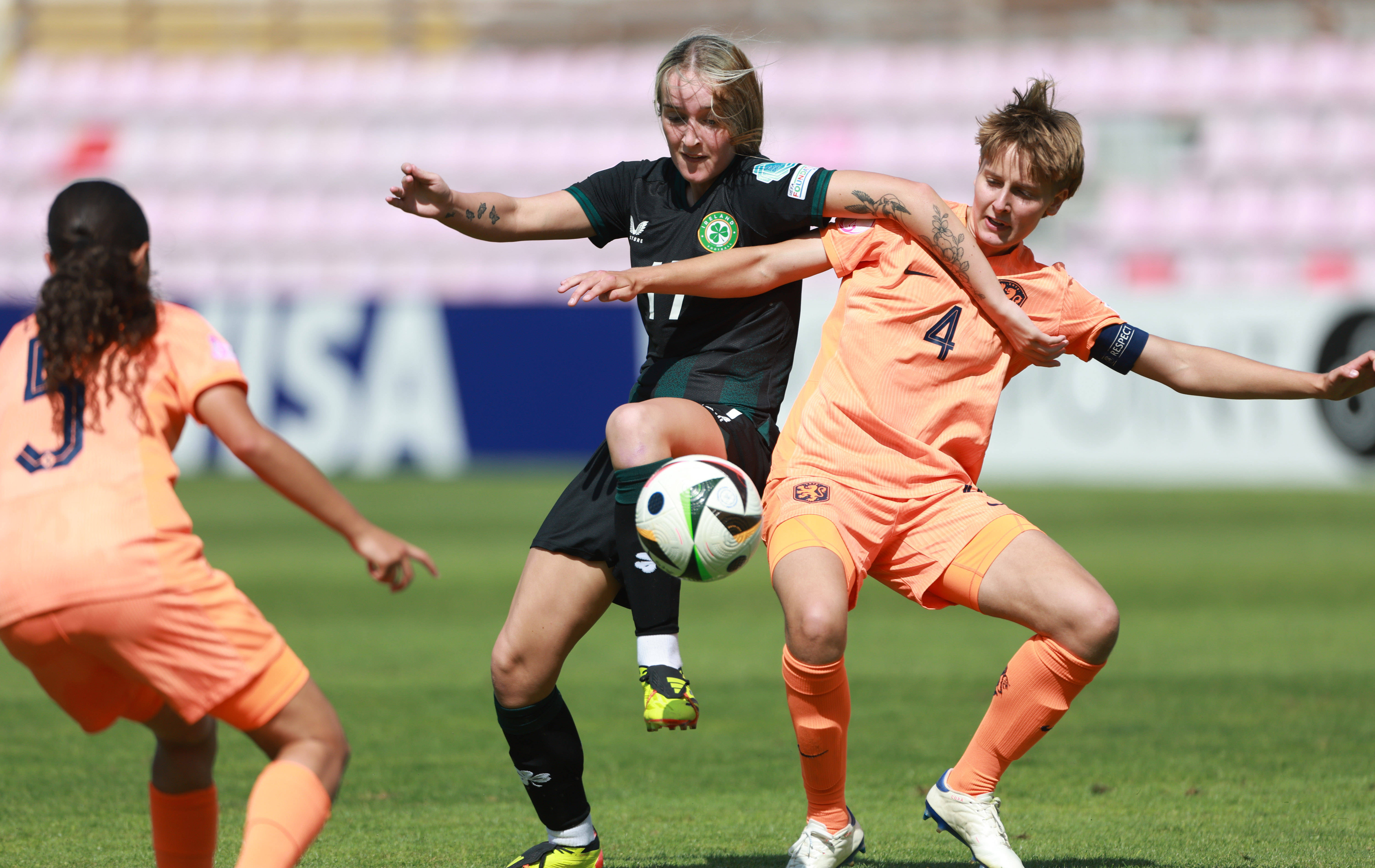 Isa Kardinaal in actie namens Oranje O19