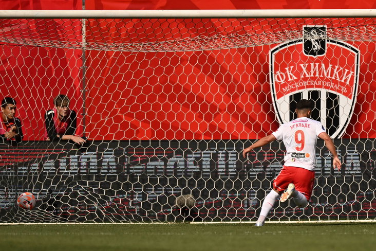 Manfred Ugalde scoort zijn eerste treffer voor Spartak Moskou