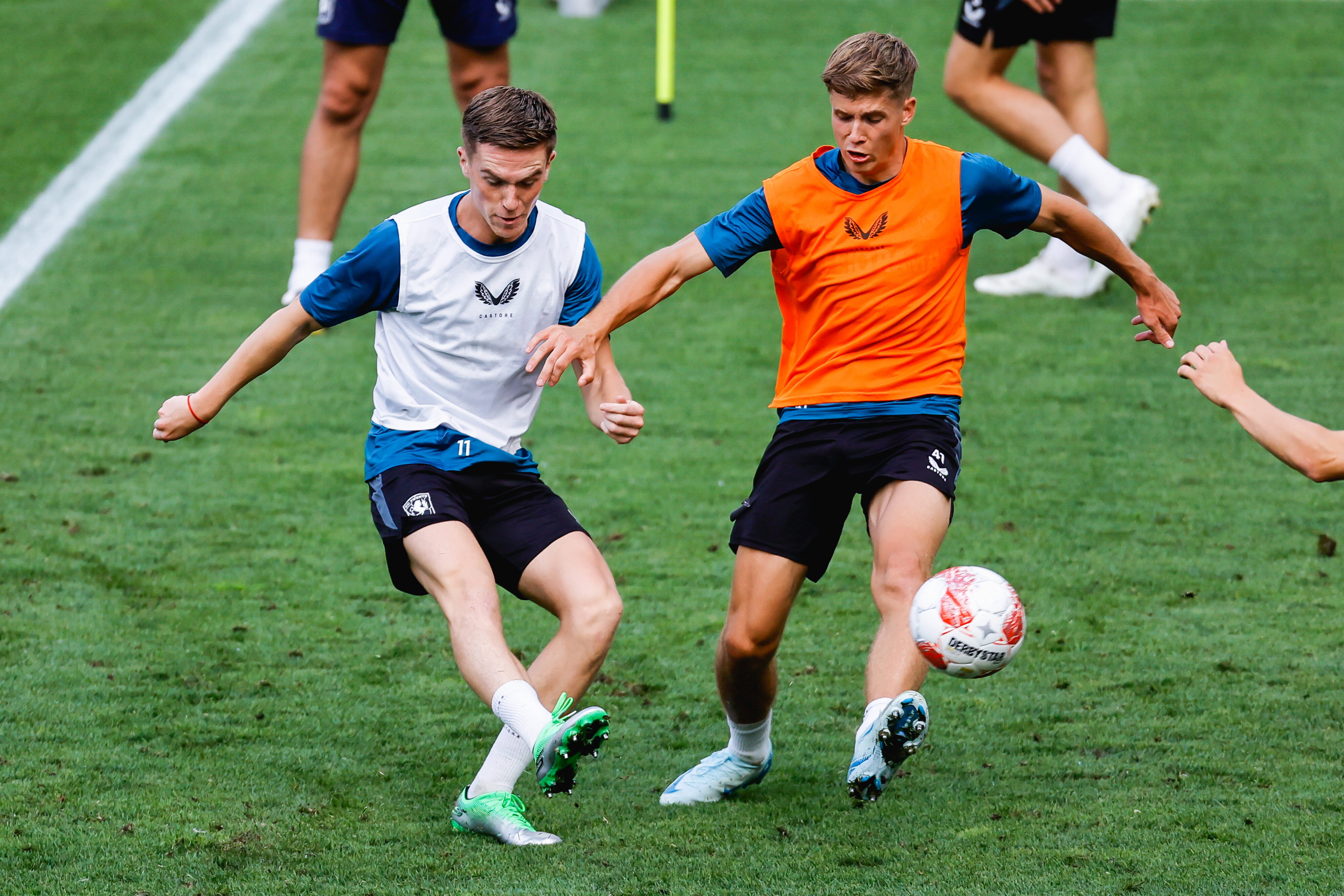 Daan Rots in duel met Gijs Besselink