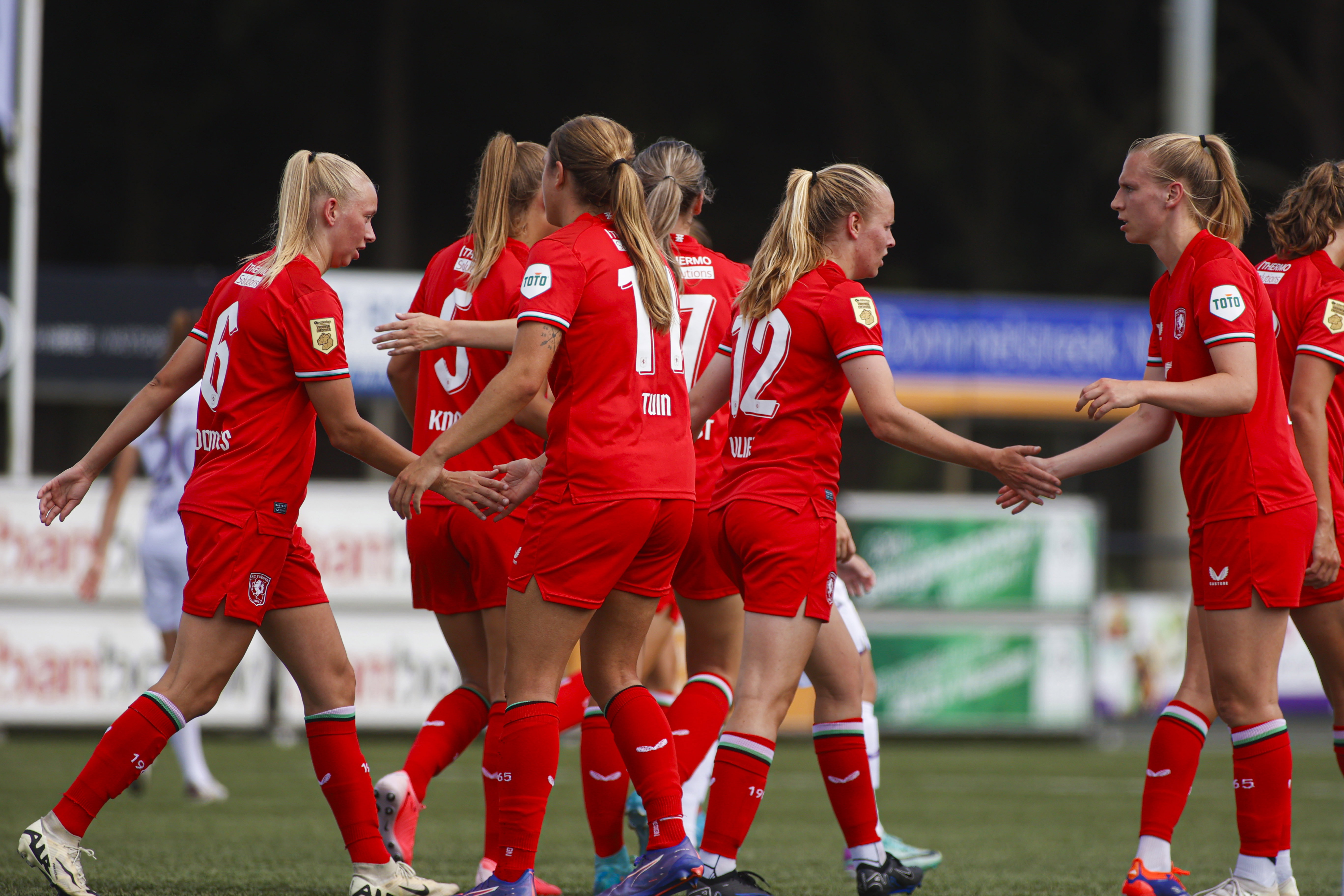 FC Twente juicht